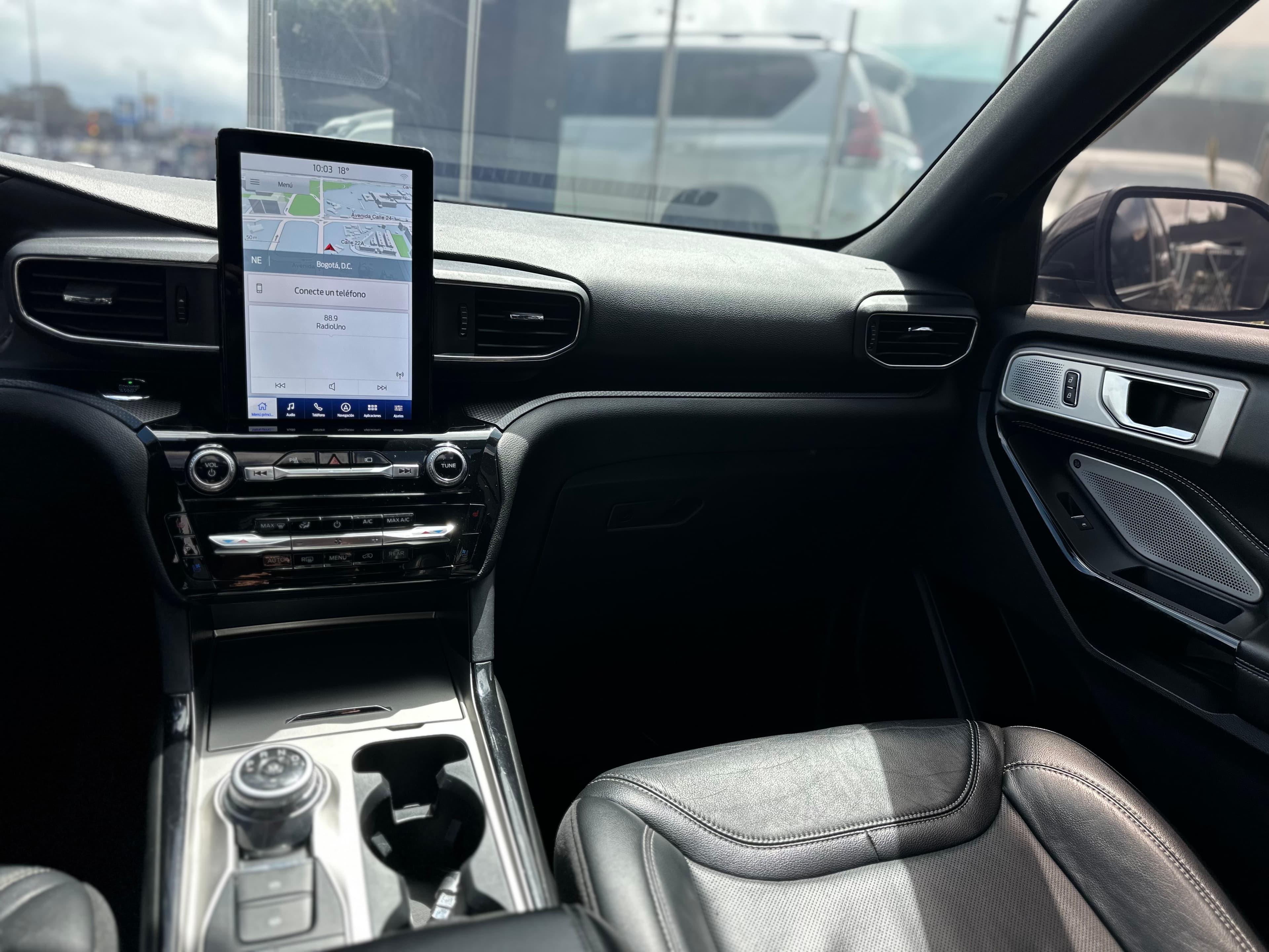 Ford Explorer ST Modelo 2021 16