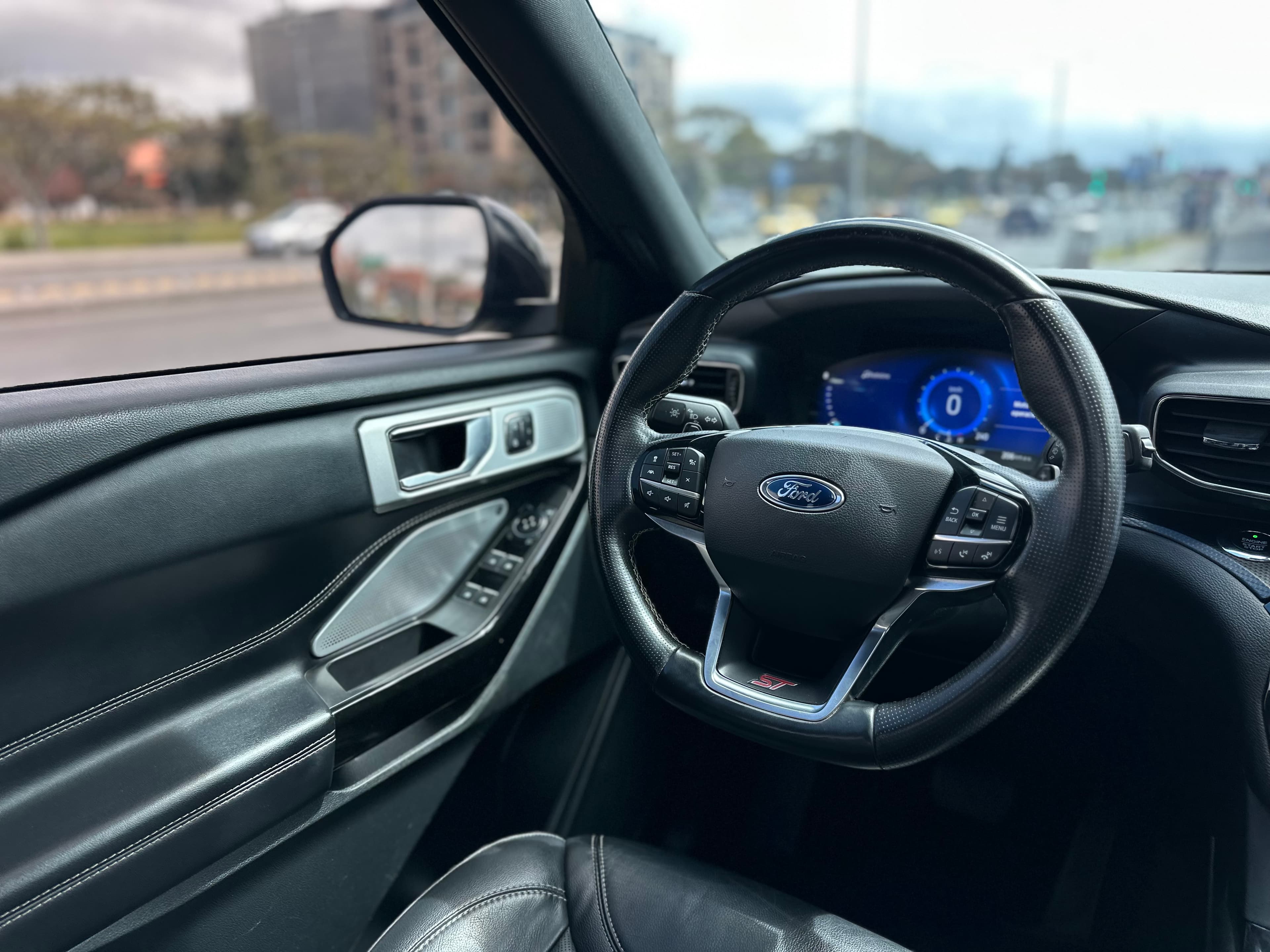 Ford Explorer ST Modelo 2021 15