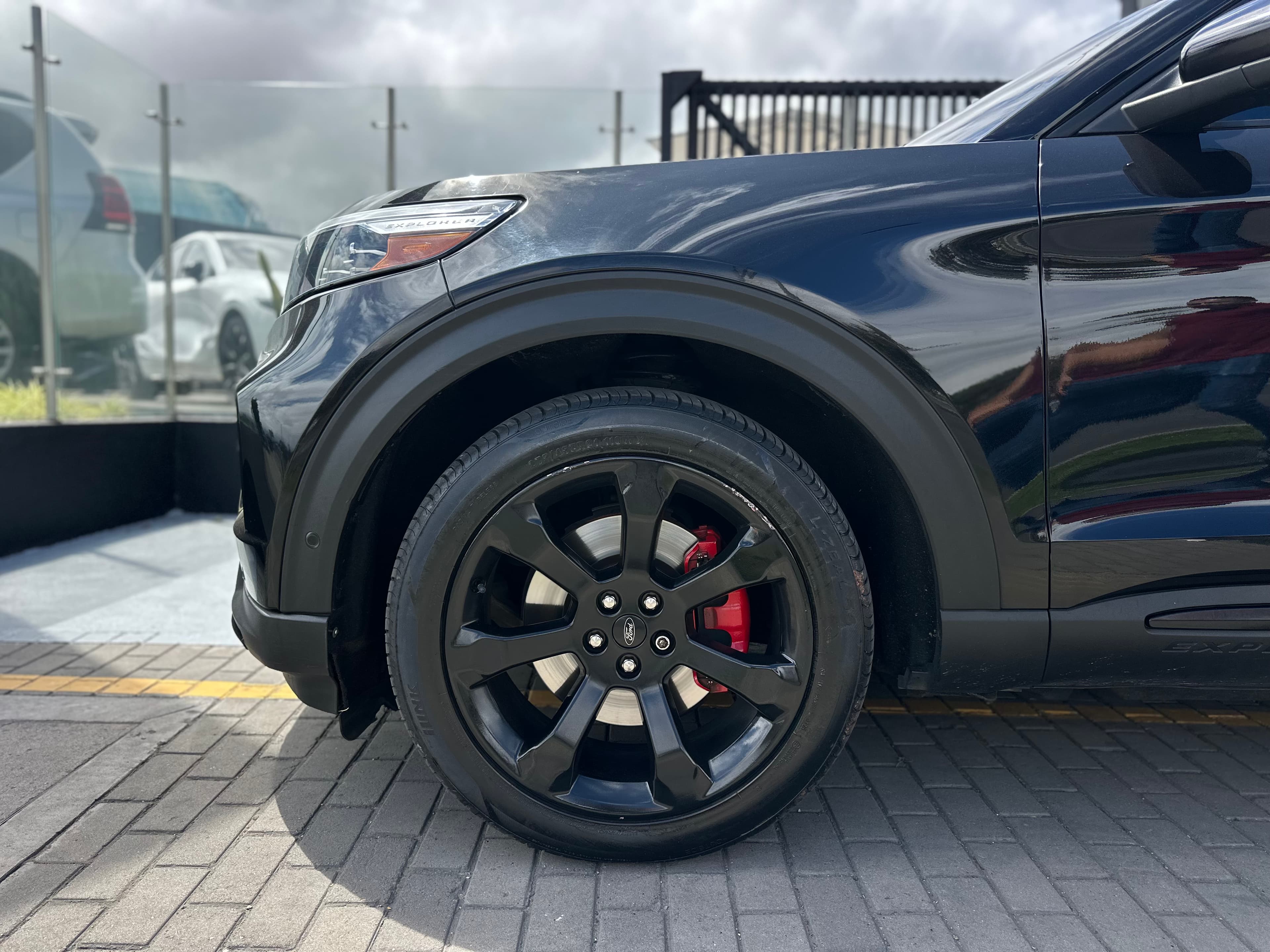 Ford Explorer ST Modelo 2021 28