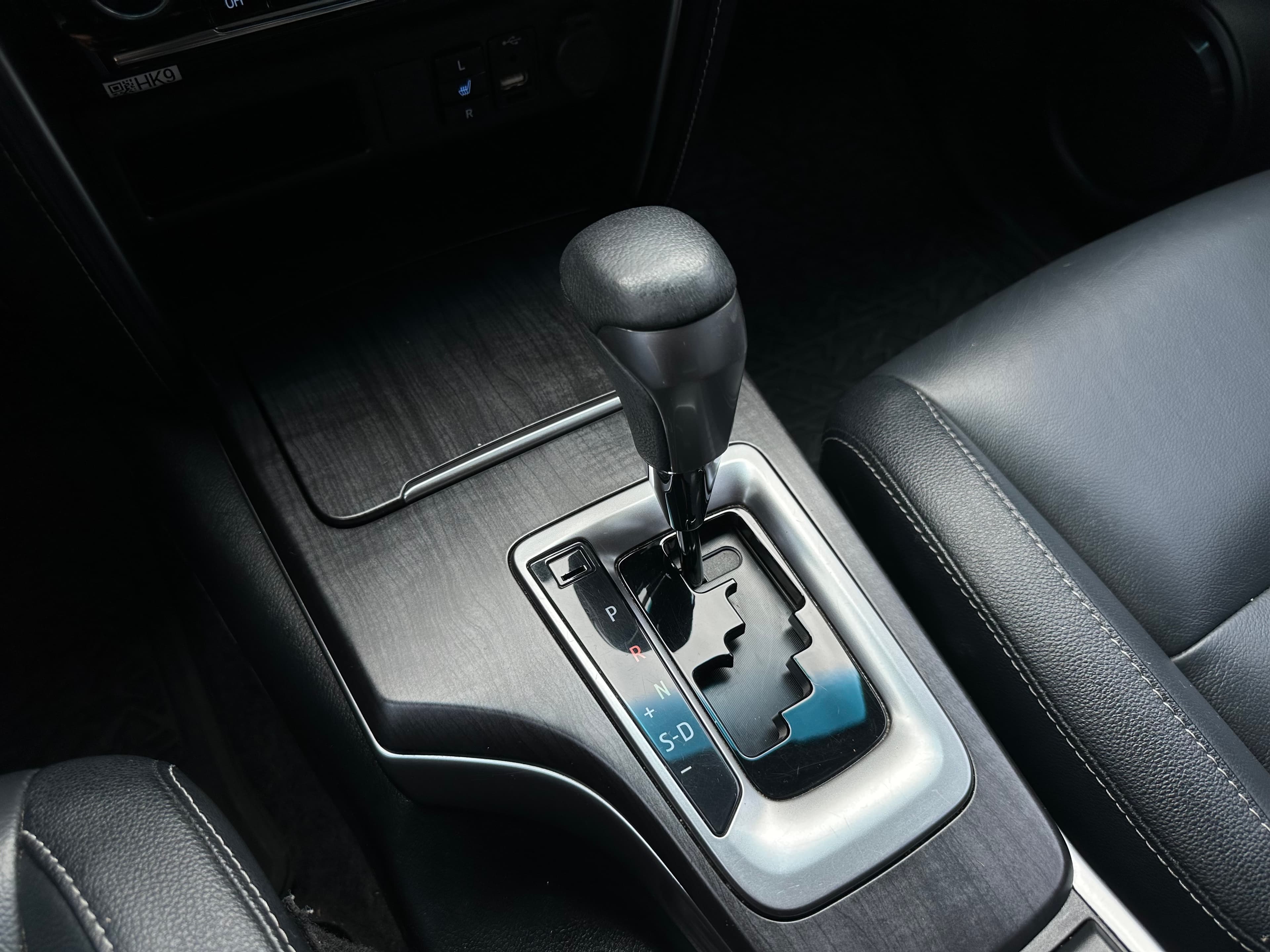Toyota Fortuner SRV Modelo 2021 15