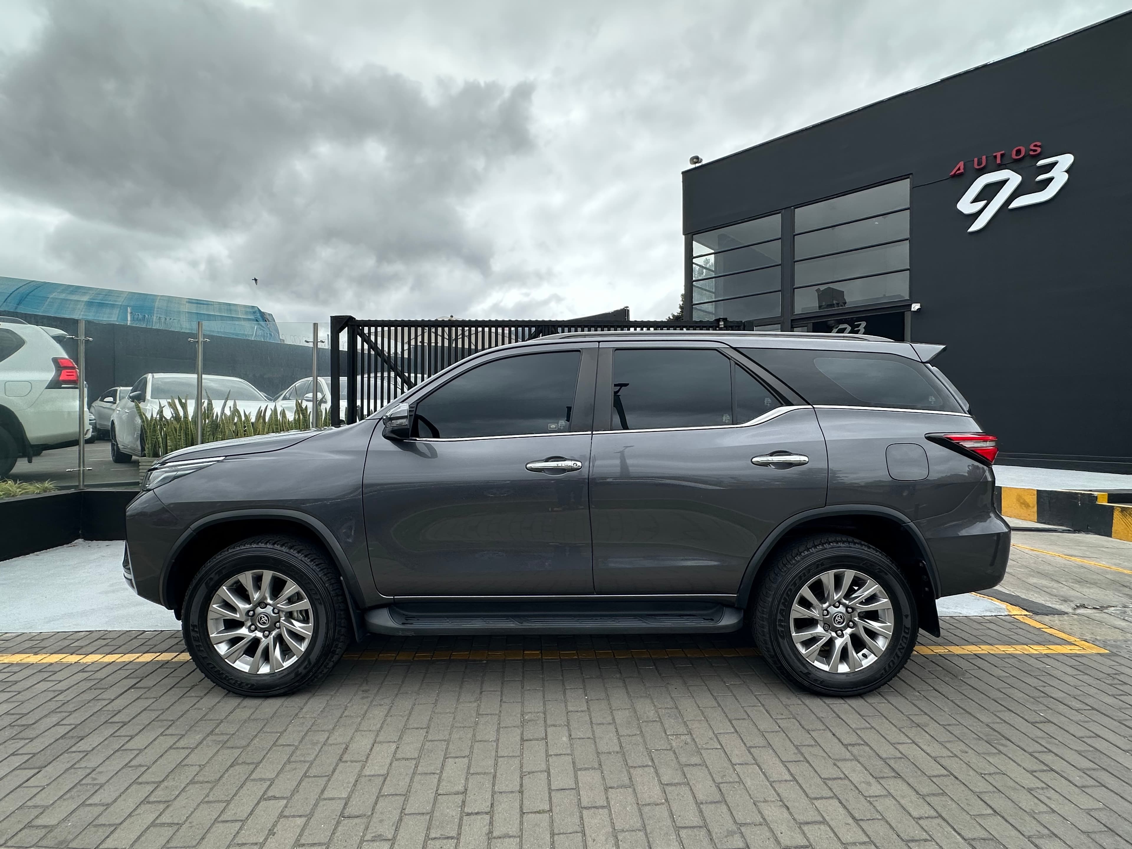 Toyota Fortuner SRV Modelo 2021 7