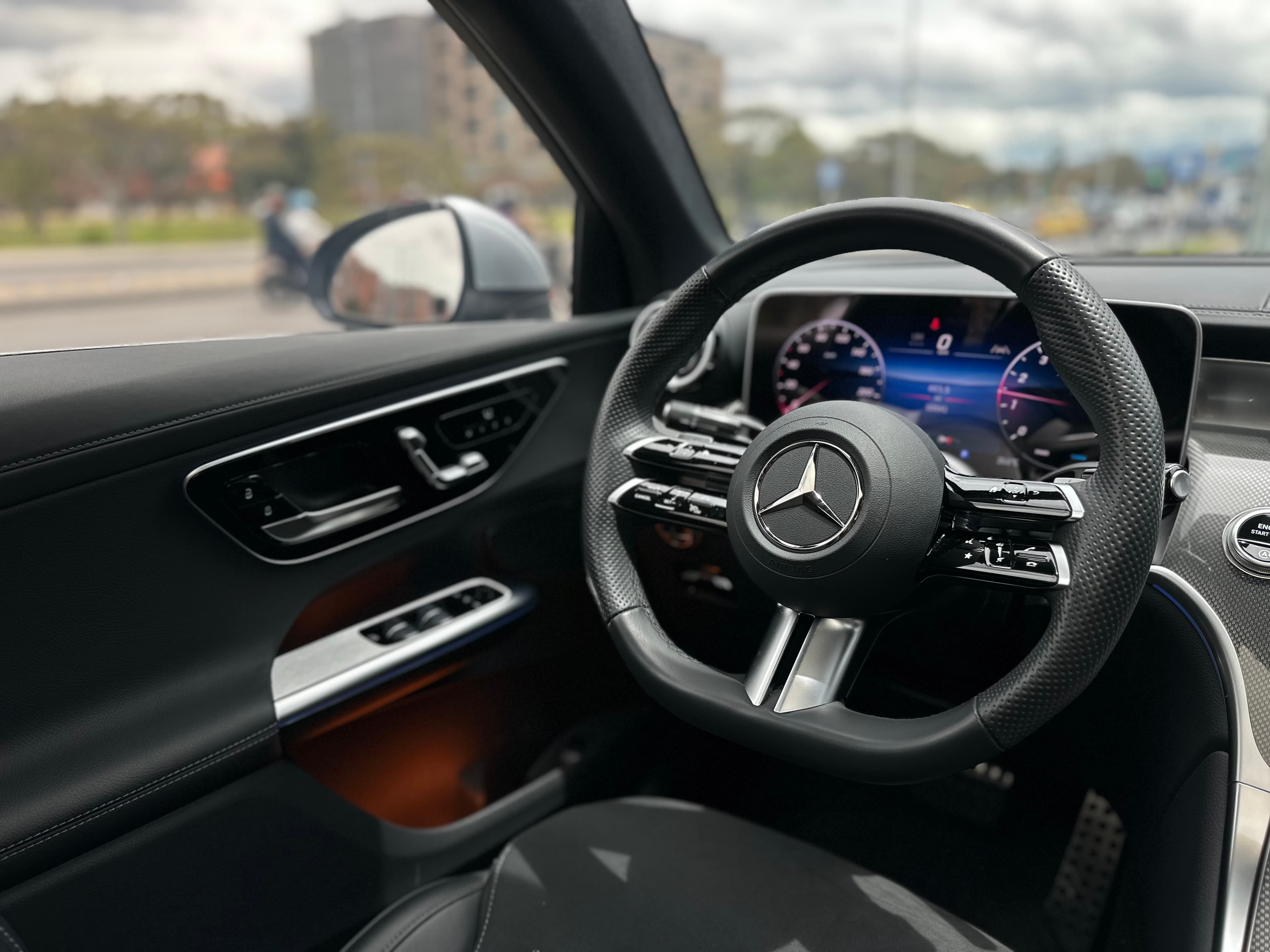 Mercedes Benz GLC300 4MATIC Coupe Modelo 2025 13