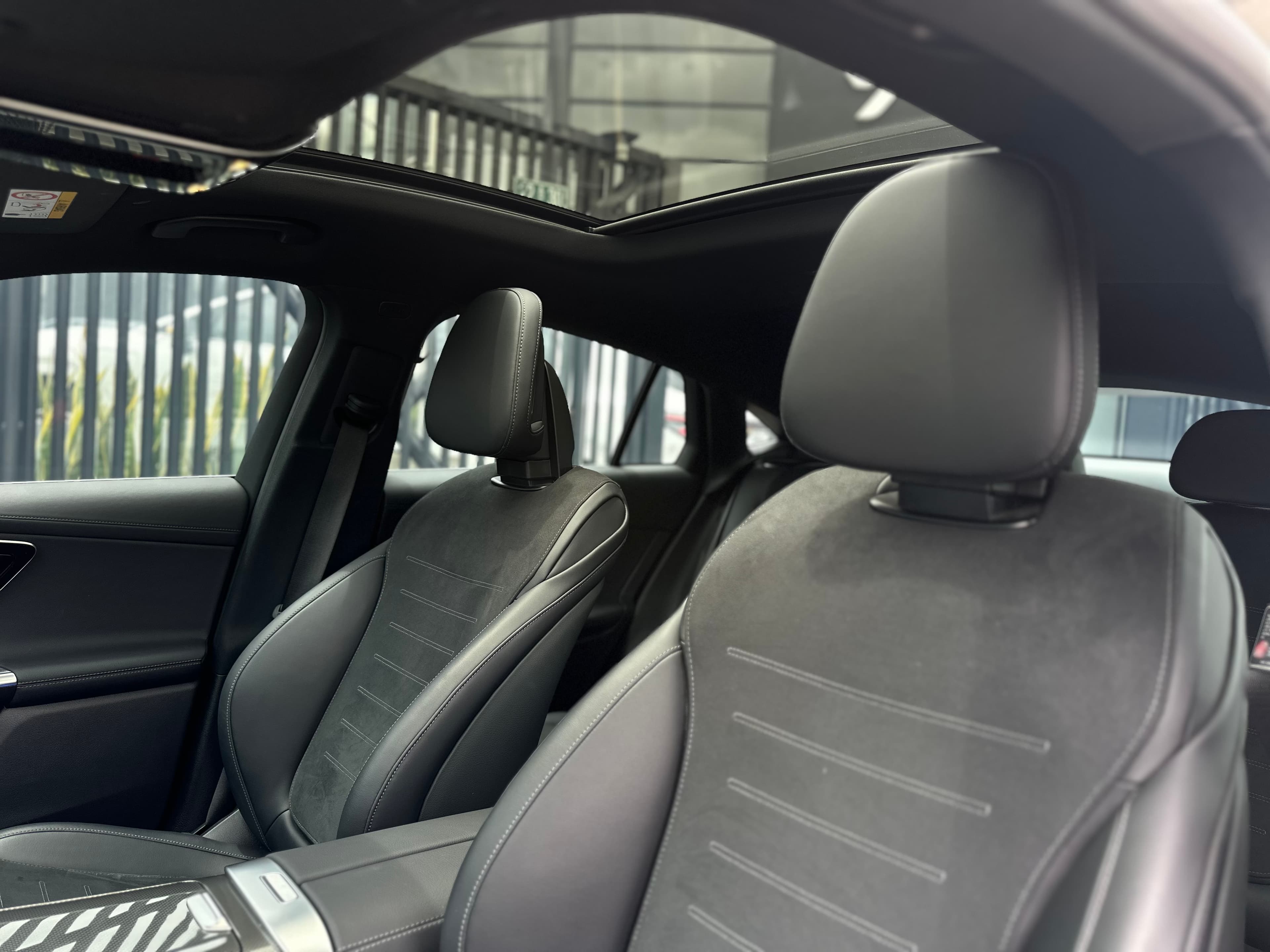 Mercedes Benz GLC300 4MATIC Coupe Modelo 2025 9