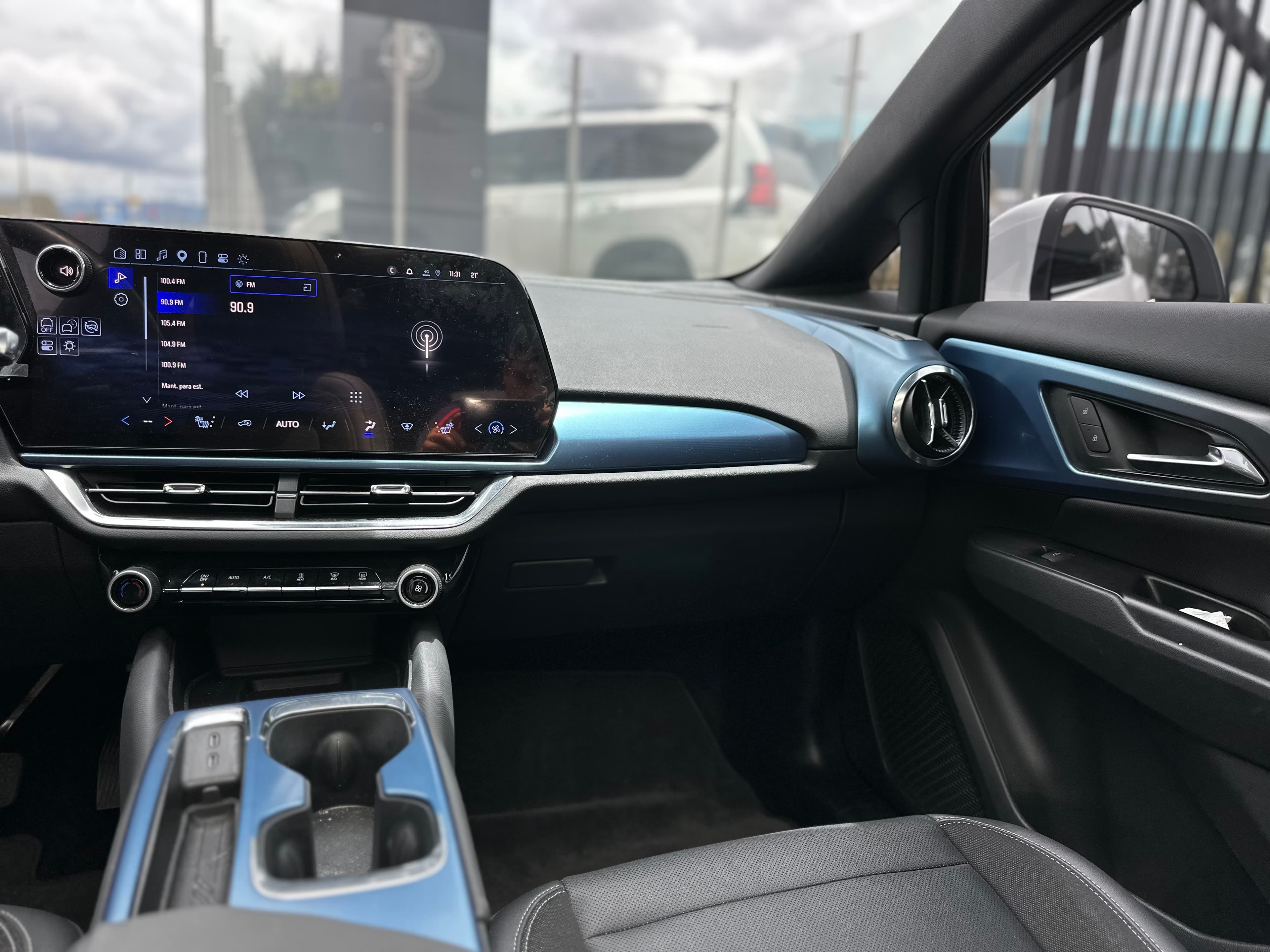 Chevrolet Equinox Modelo 2025 14
