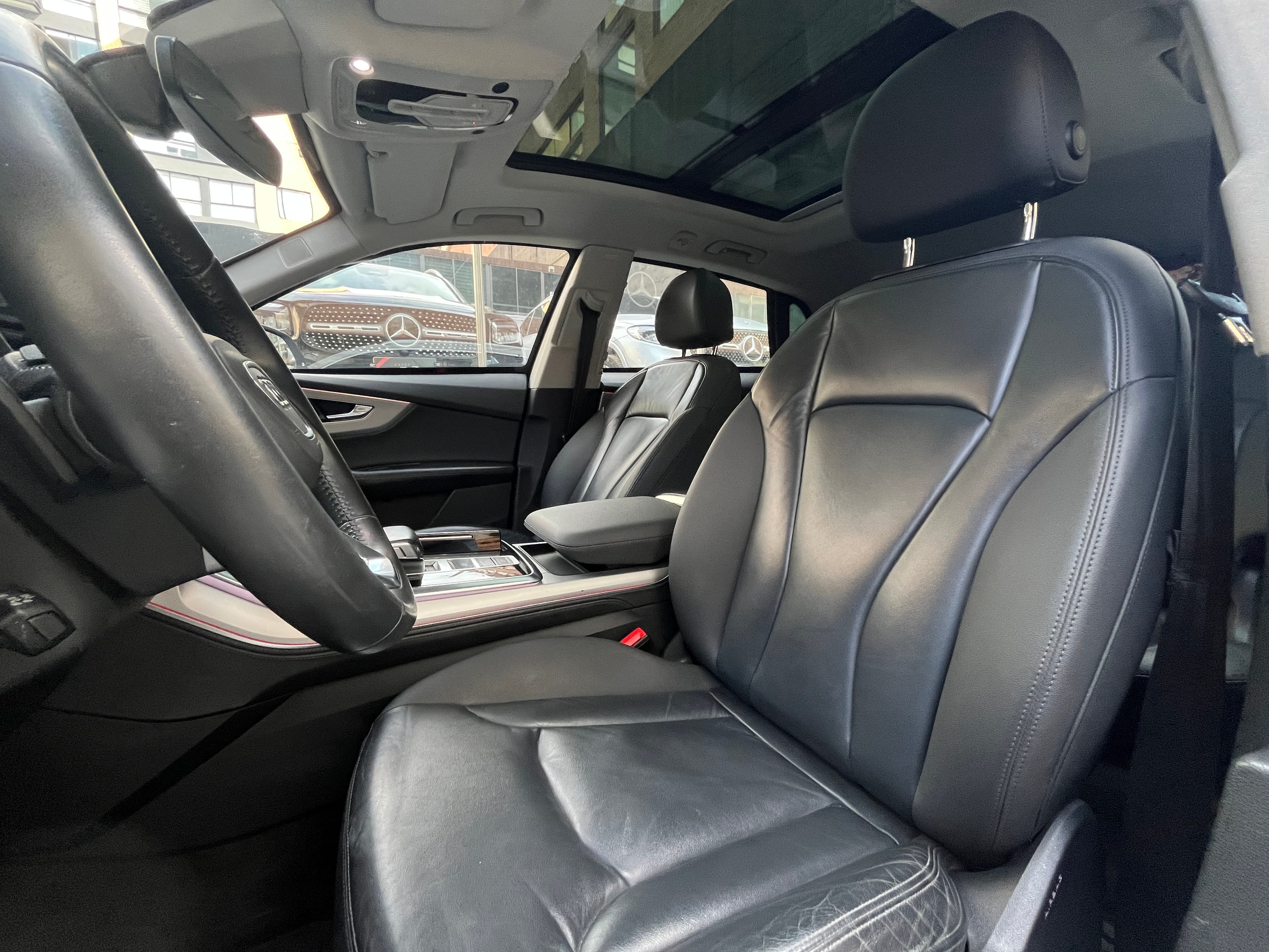 Audi Q8 BLINDADA Modelo 2019 9