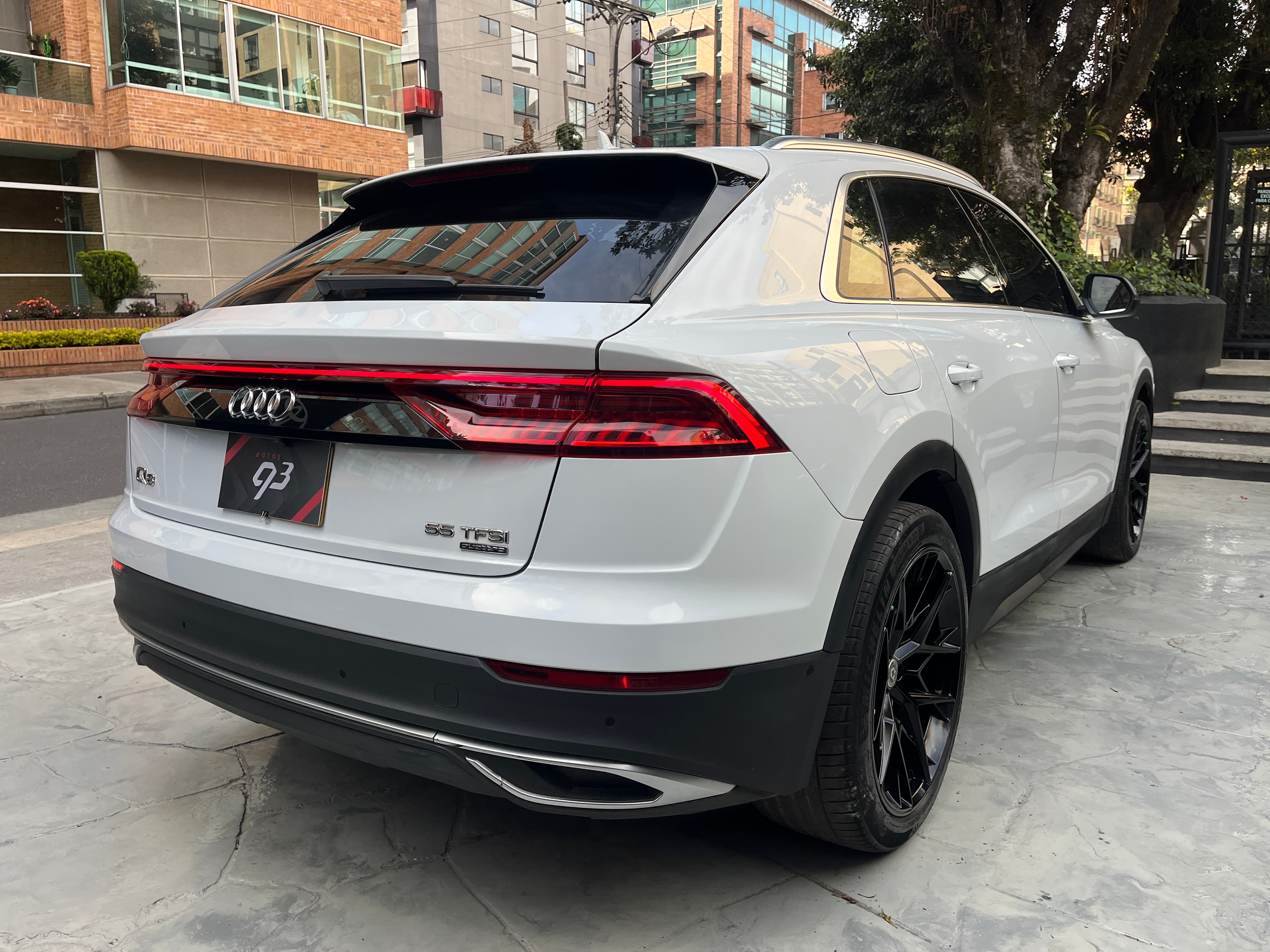 Audi Q8 BLINDADA Modelo 2019 4