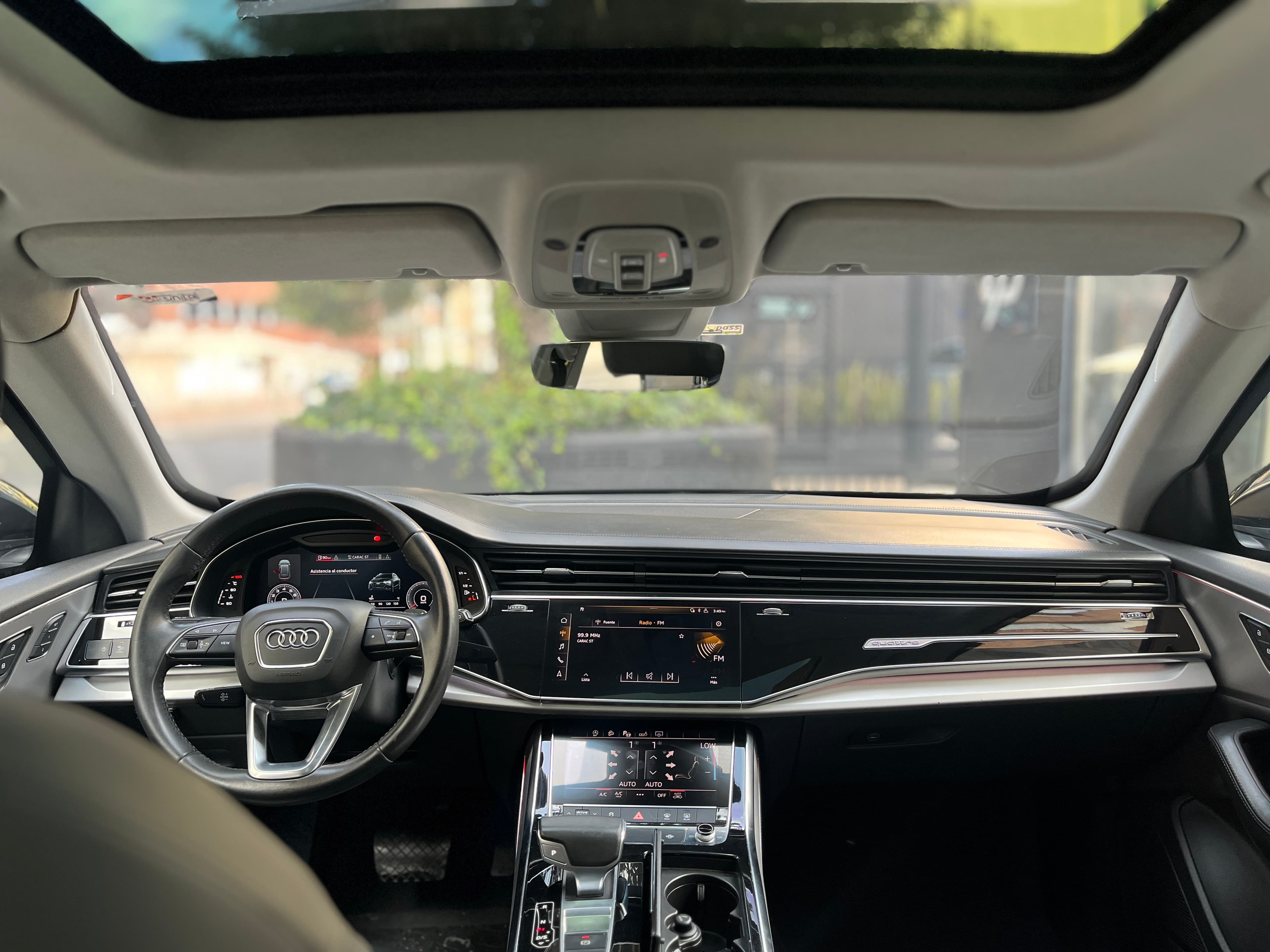 Audi Q8 BLINDADA Modelo 2019 14
