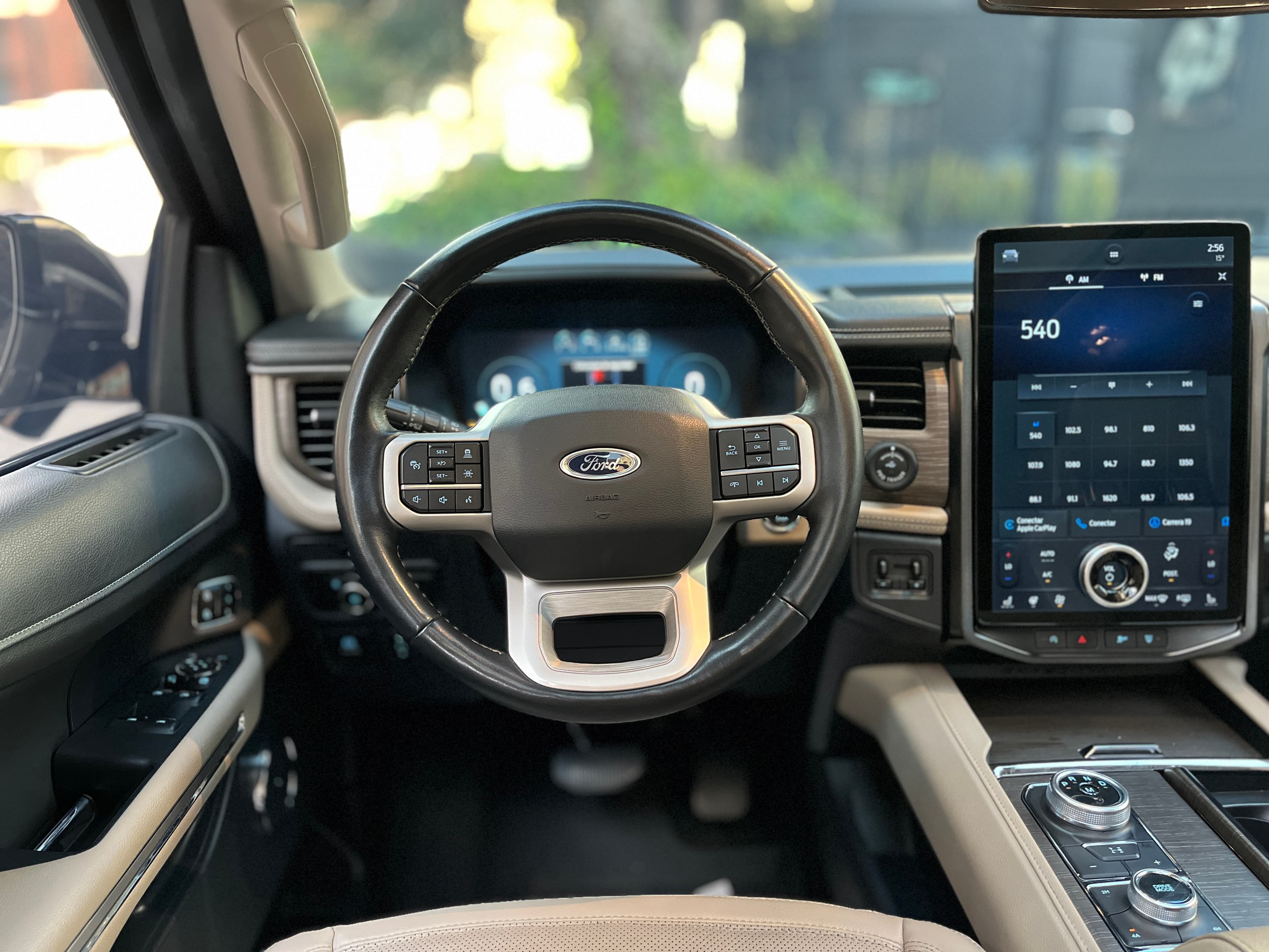 Ford Expedition LIMITED Modelo 2022 15