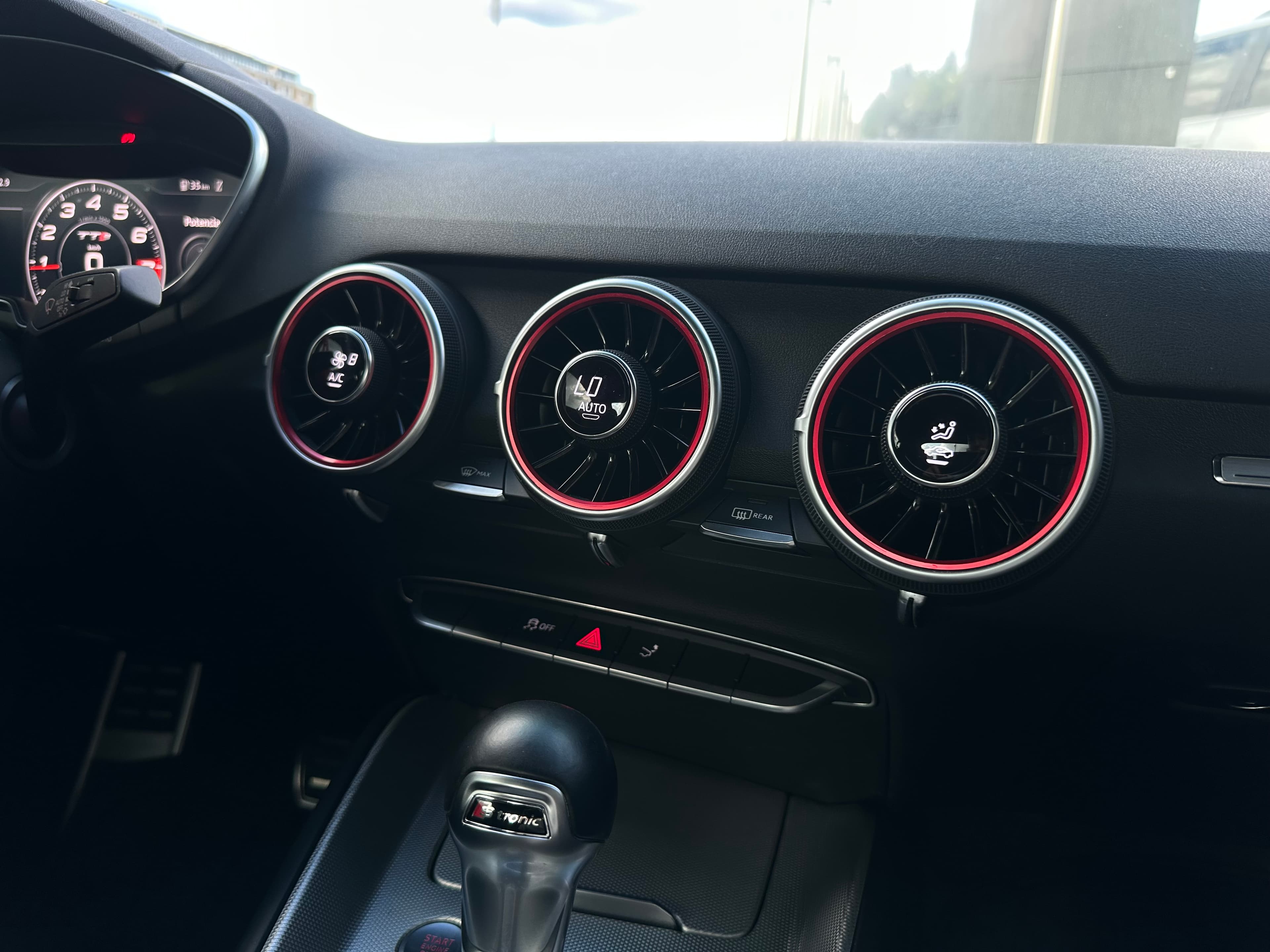 Audi TT Modelo 2016 23