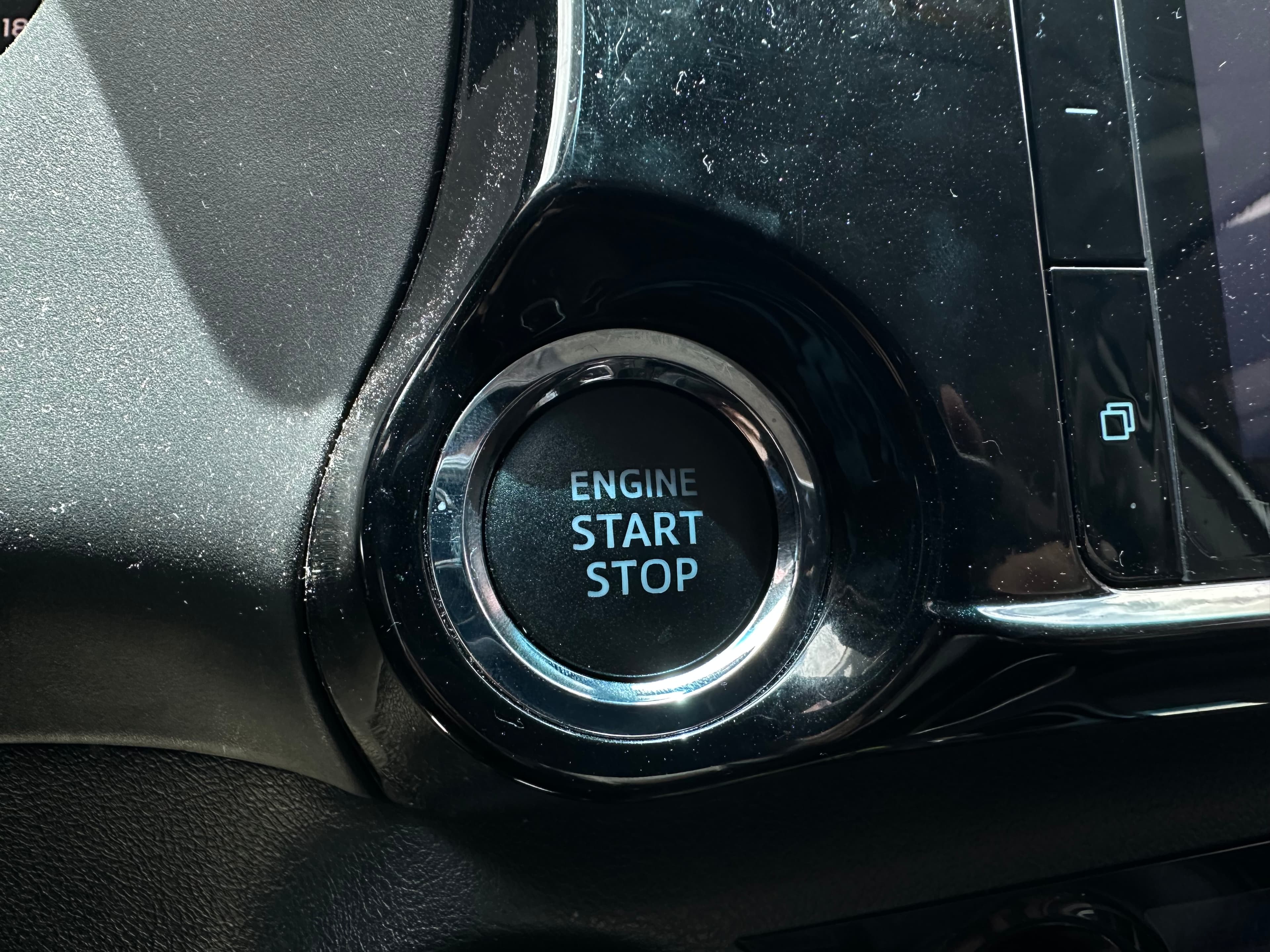 Toyota Hilux SRX Modelo 2024 17