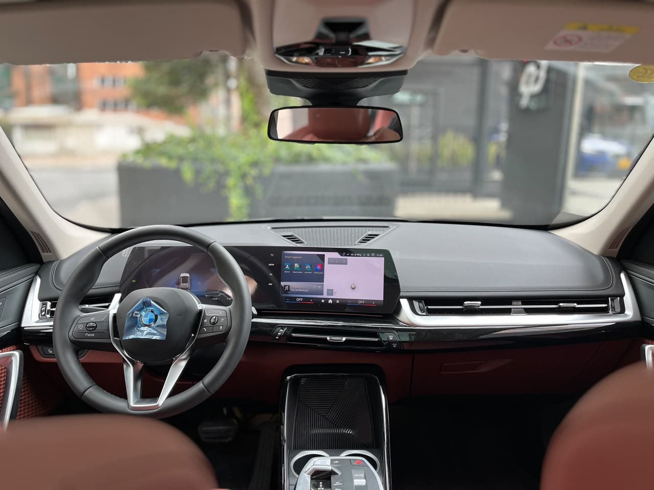 BMW IX1 Modelo 2026 14