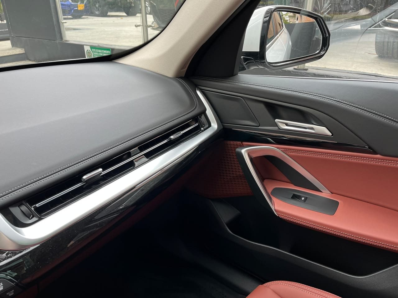BMW IX1 Modelo 2026 10