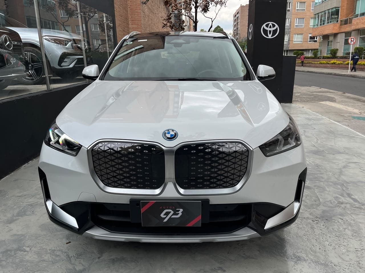 BMW IX1 Modelo 2026 3