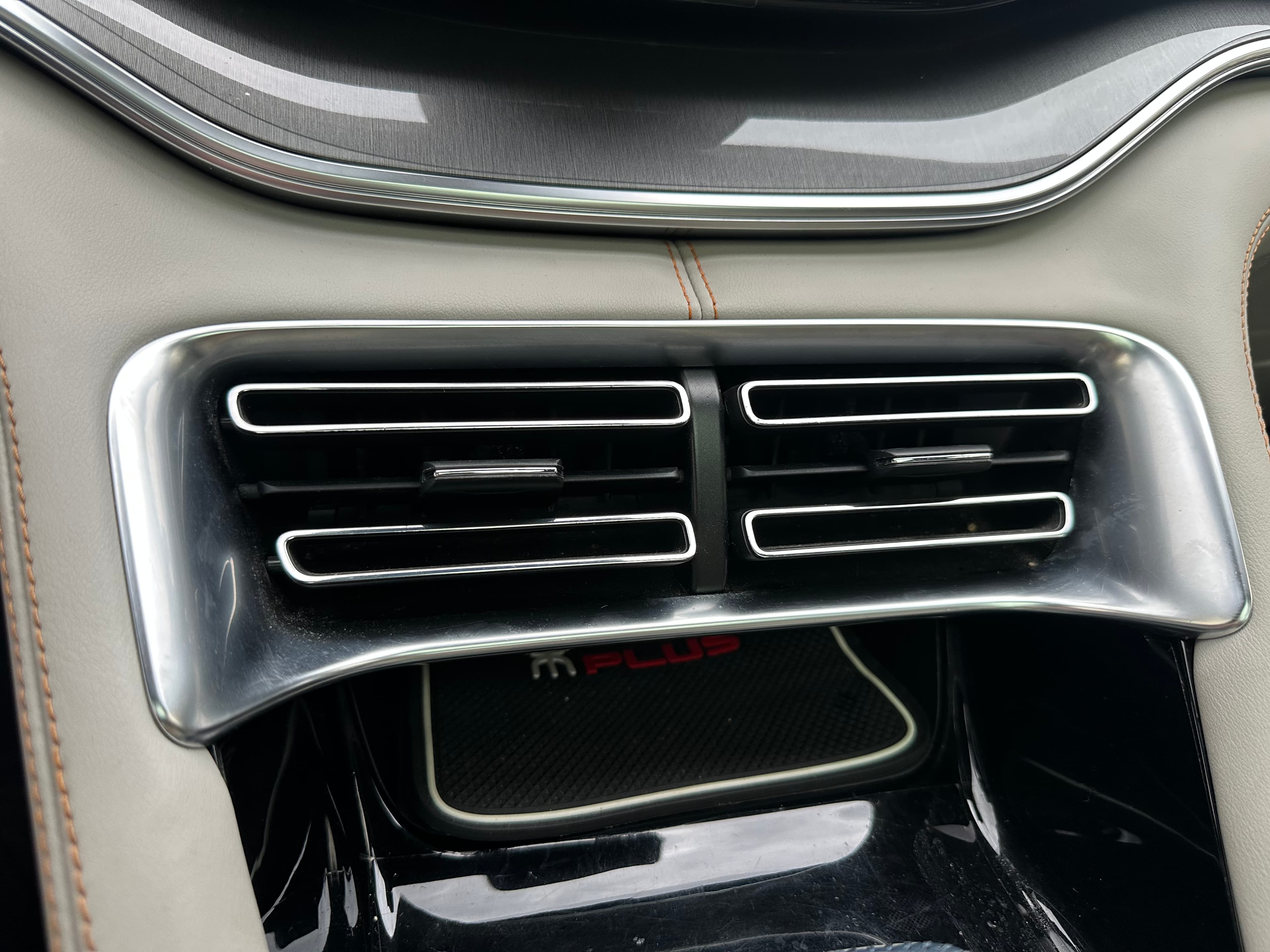 BYD Song Plus DMI Modelo 2022 17