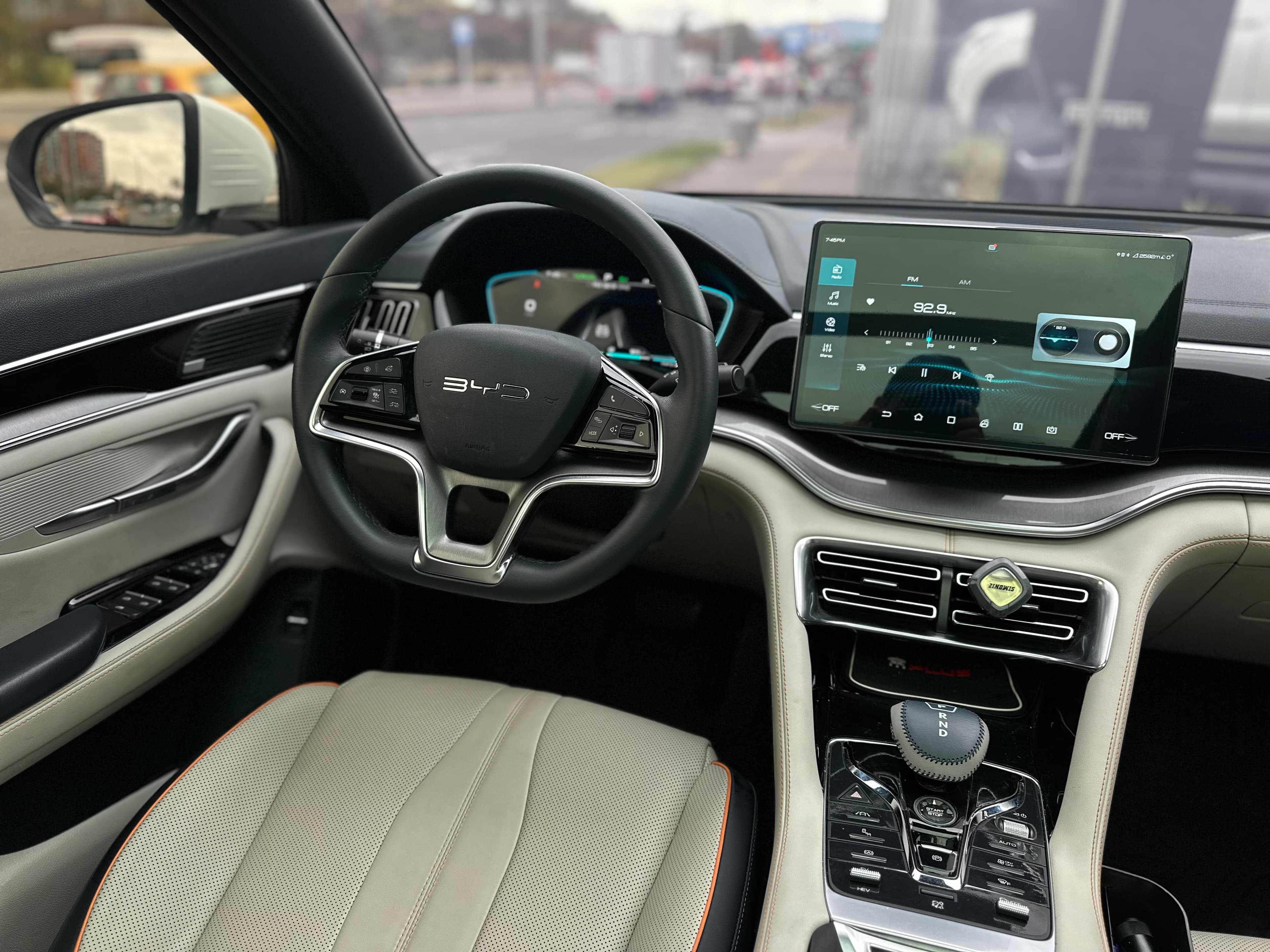 BYD Song Plus DMI Modelo 2022 12