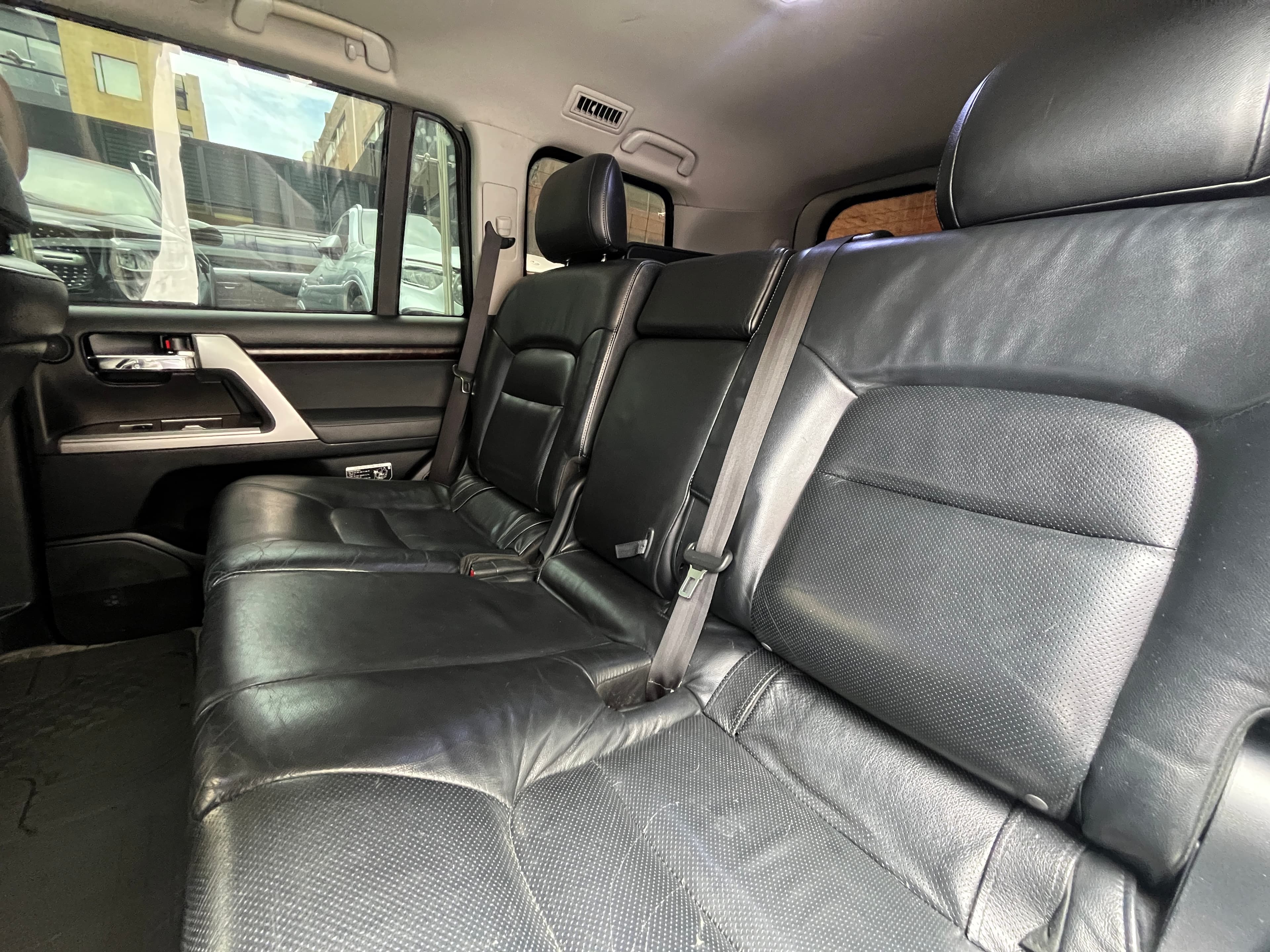 Toyota Land Cruiser 200 BLINDADA Modelo 2013 17