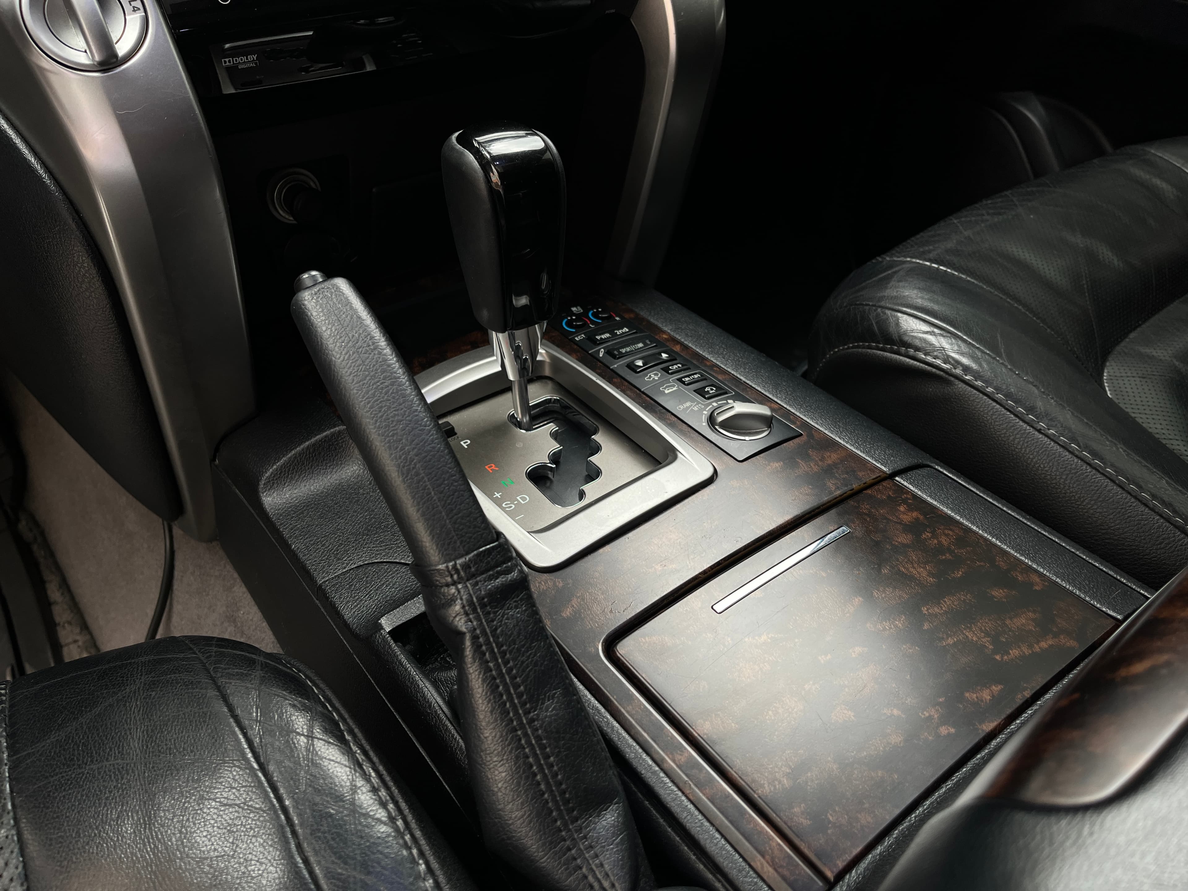 Toyota Land Cruiser 200 BLINDADA Modelo 2013 12