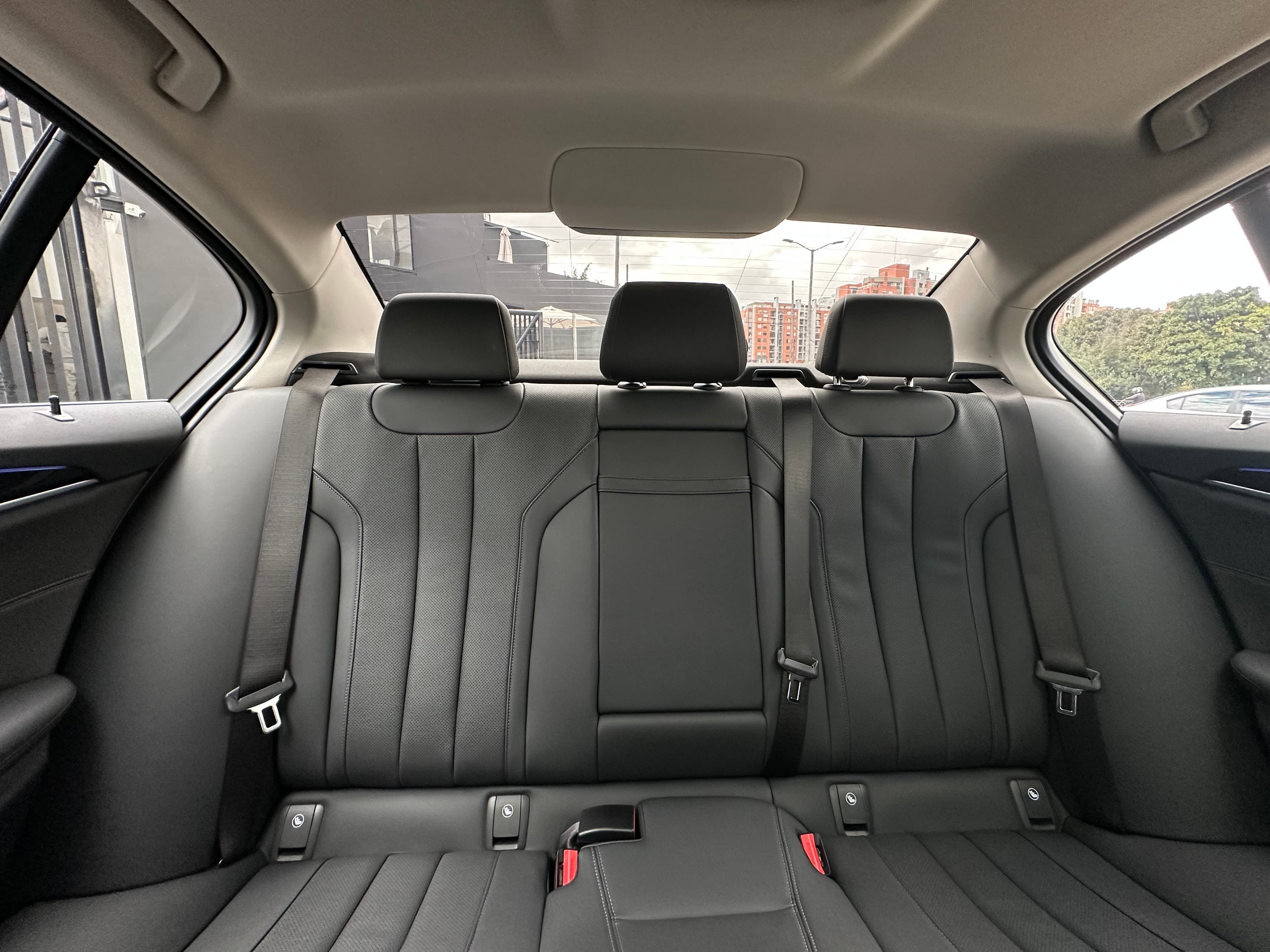 BMW 530I Modelo 2021 25