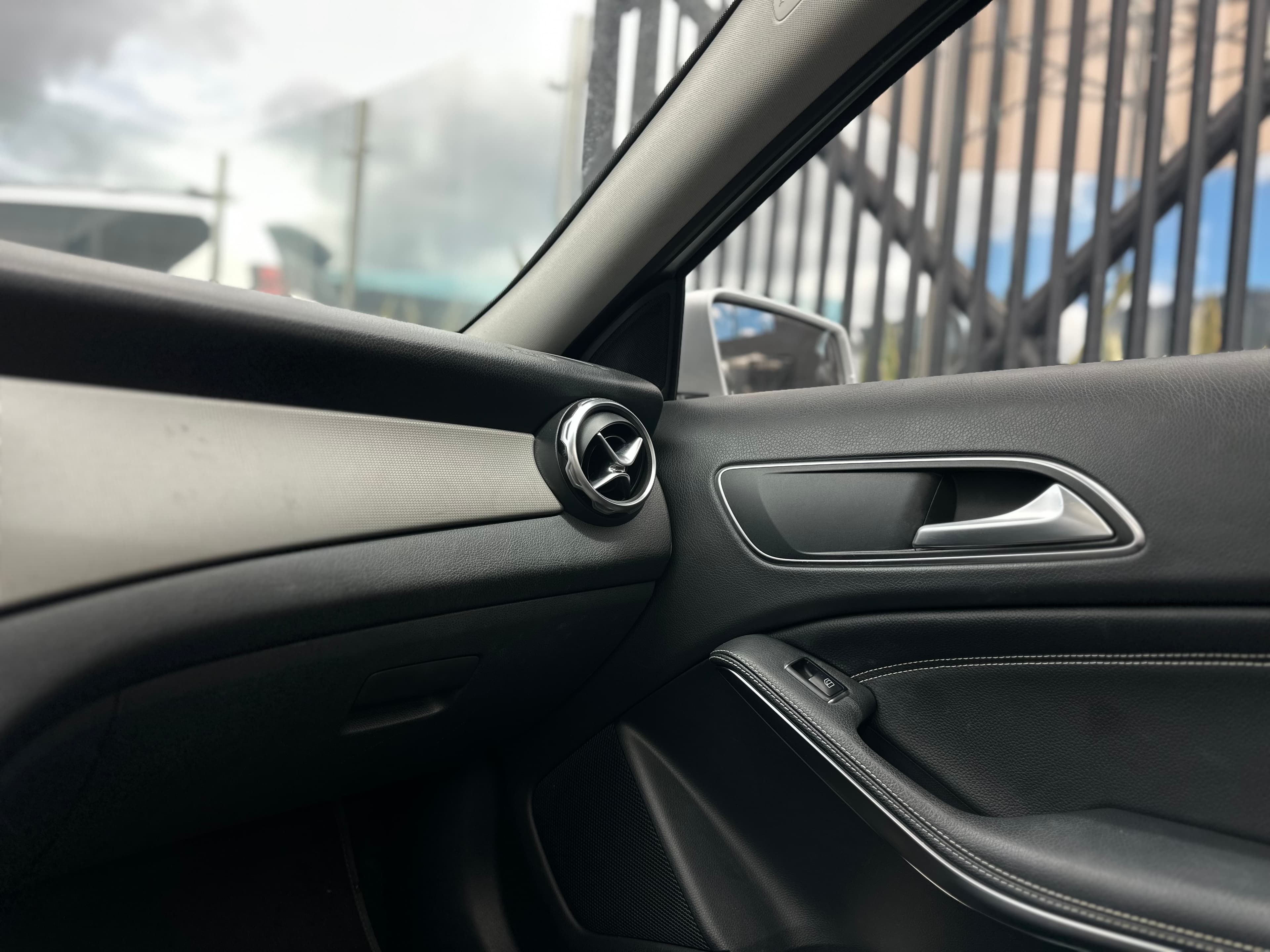 Mercedes Benz GLA200 Modelo 2020 19