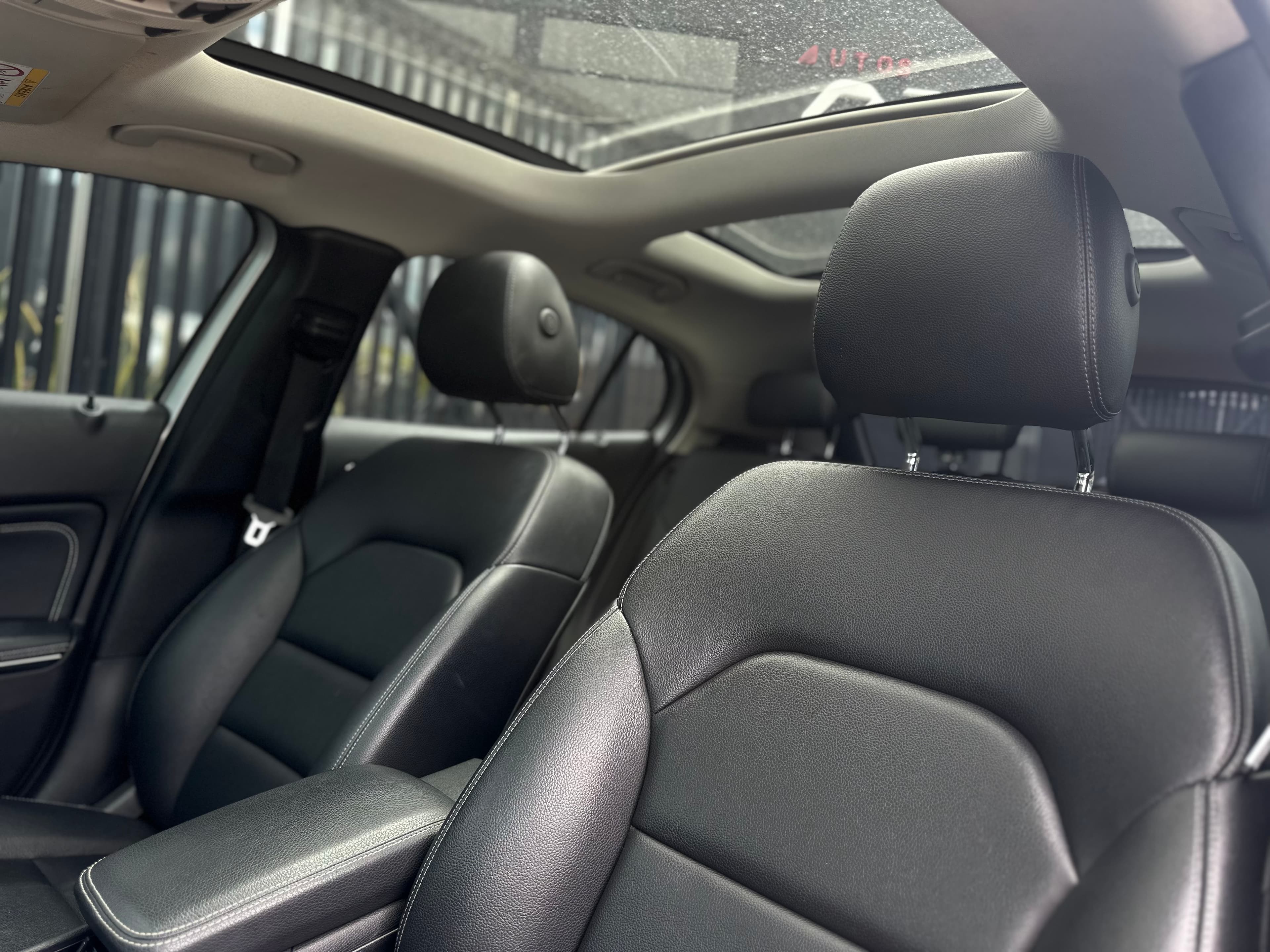Mercedes Benz GLA200 Modelo 2020 9