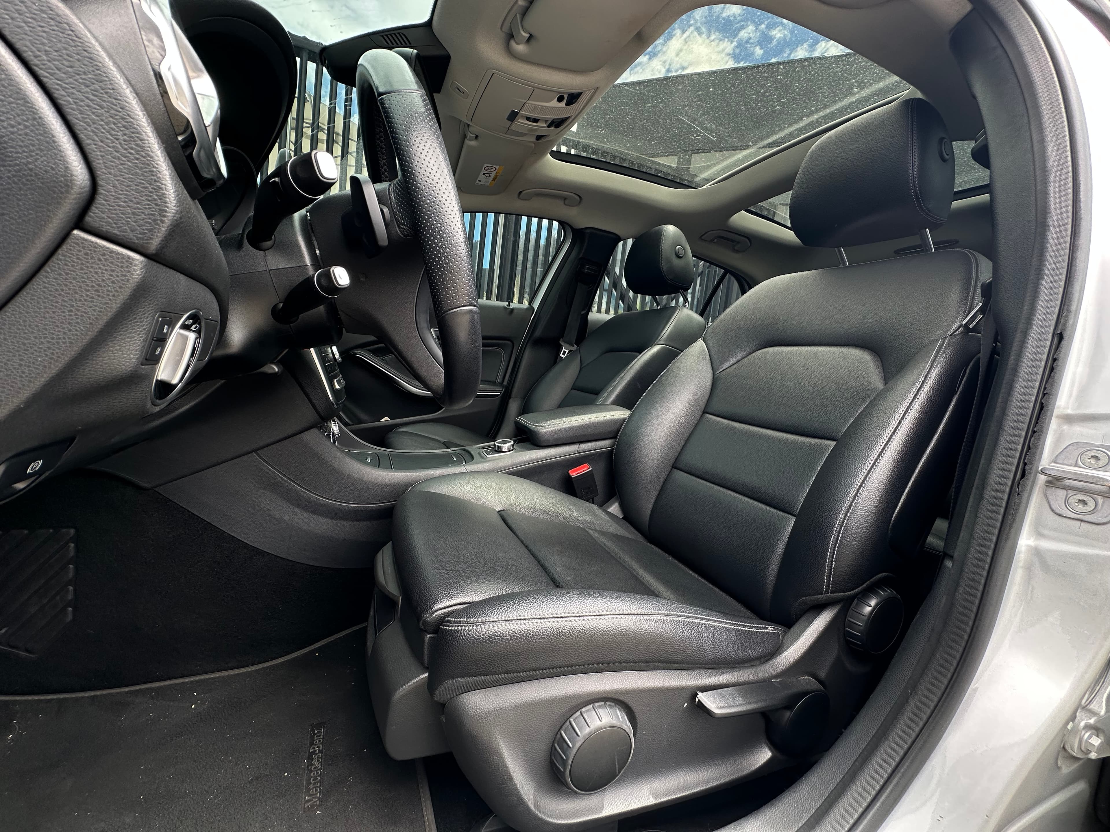 Mercedes Benz GLA200 Modelo 2020 8
