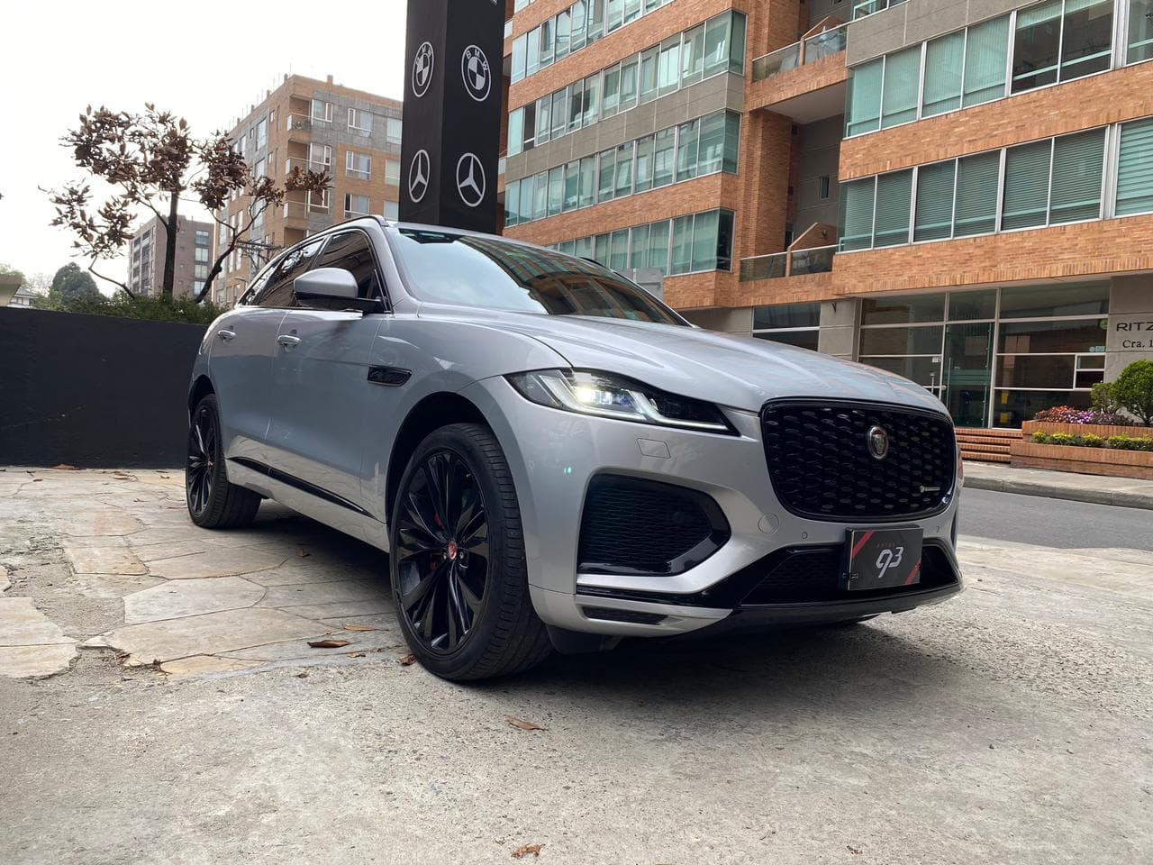 Jaguar F-Pace 400PS R Modelo 2022 3