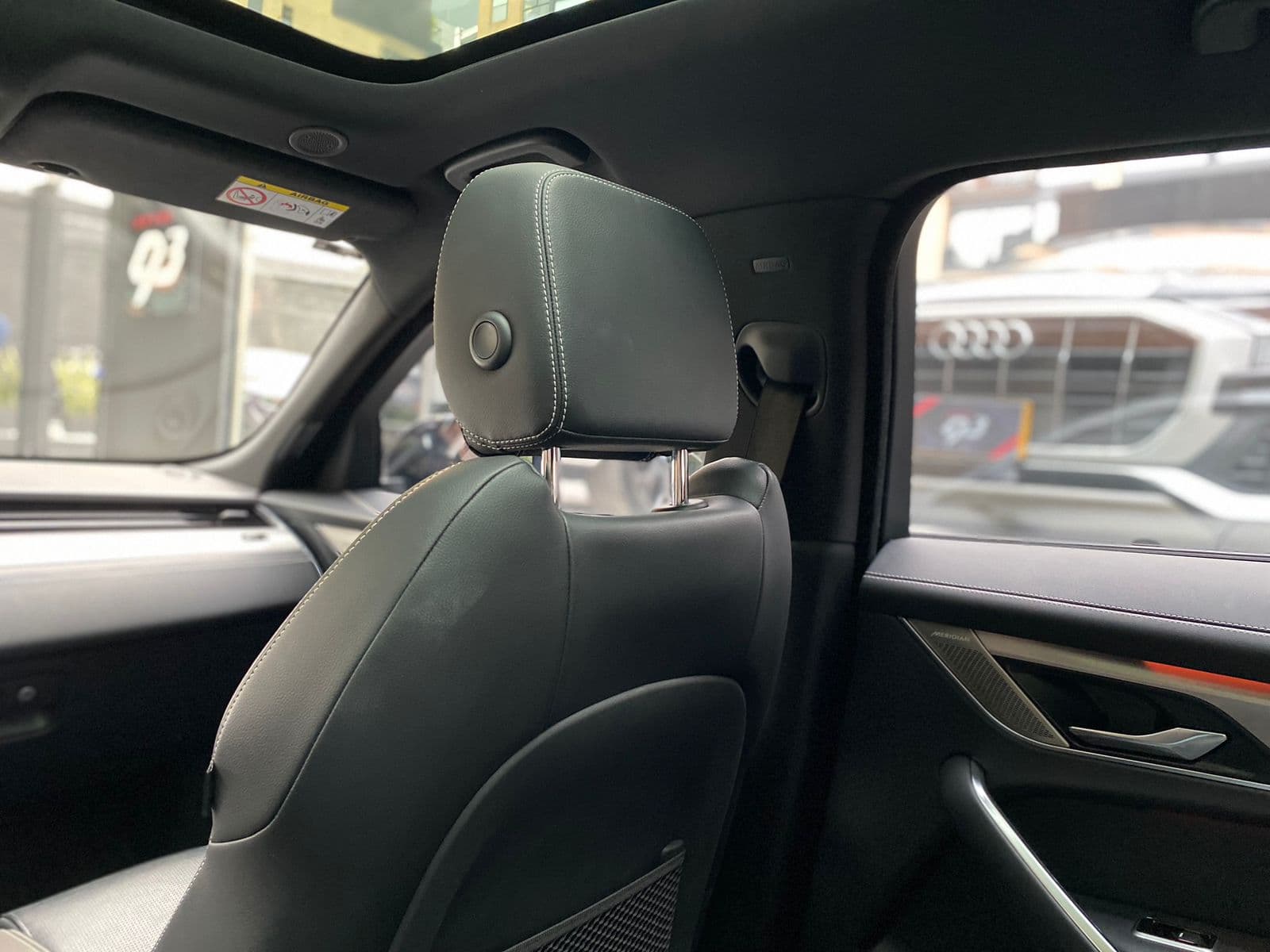 Jaguar F-Pace 400PS R Modelo 2022 11