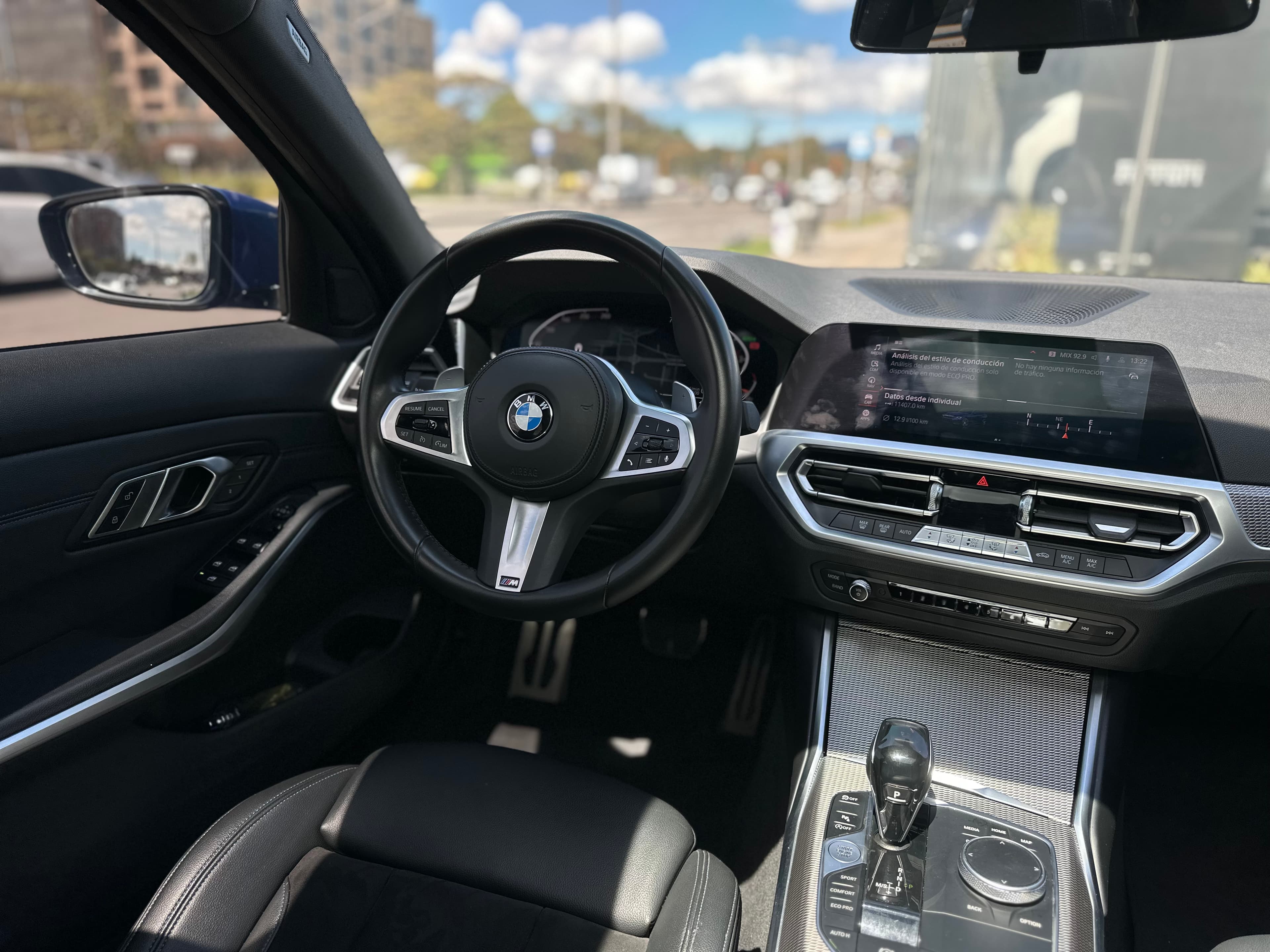 BMW 330I Modelo 2020 12