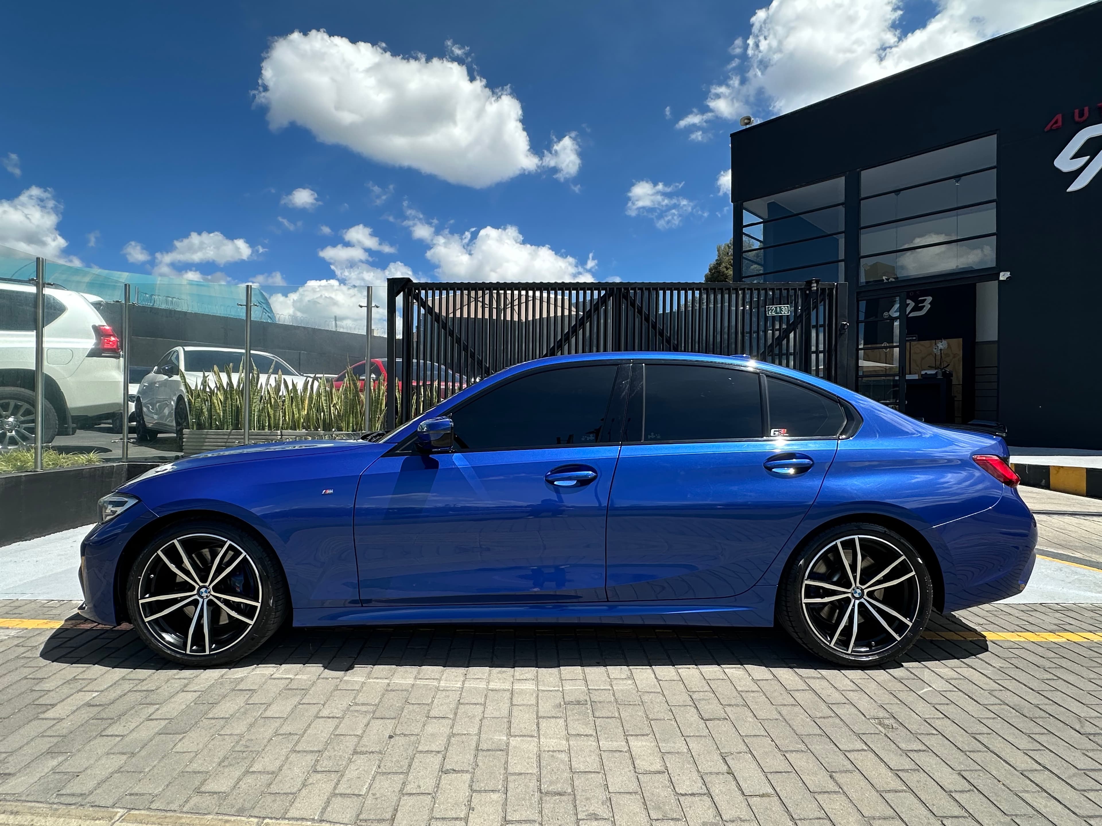 BMW 330I Modelo 2020 7