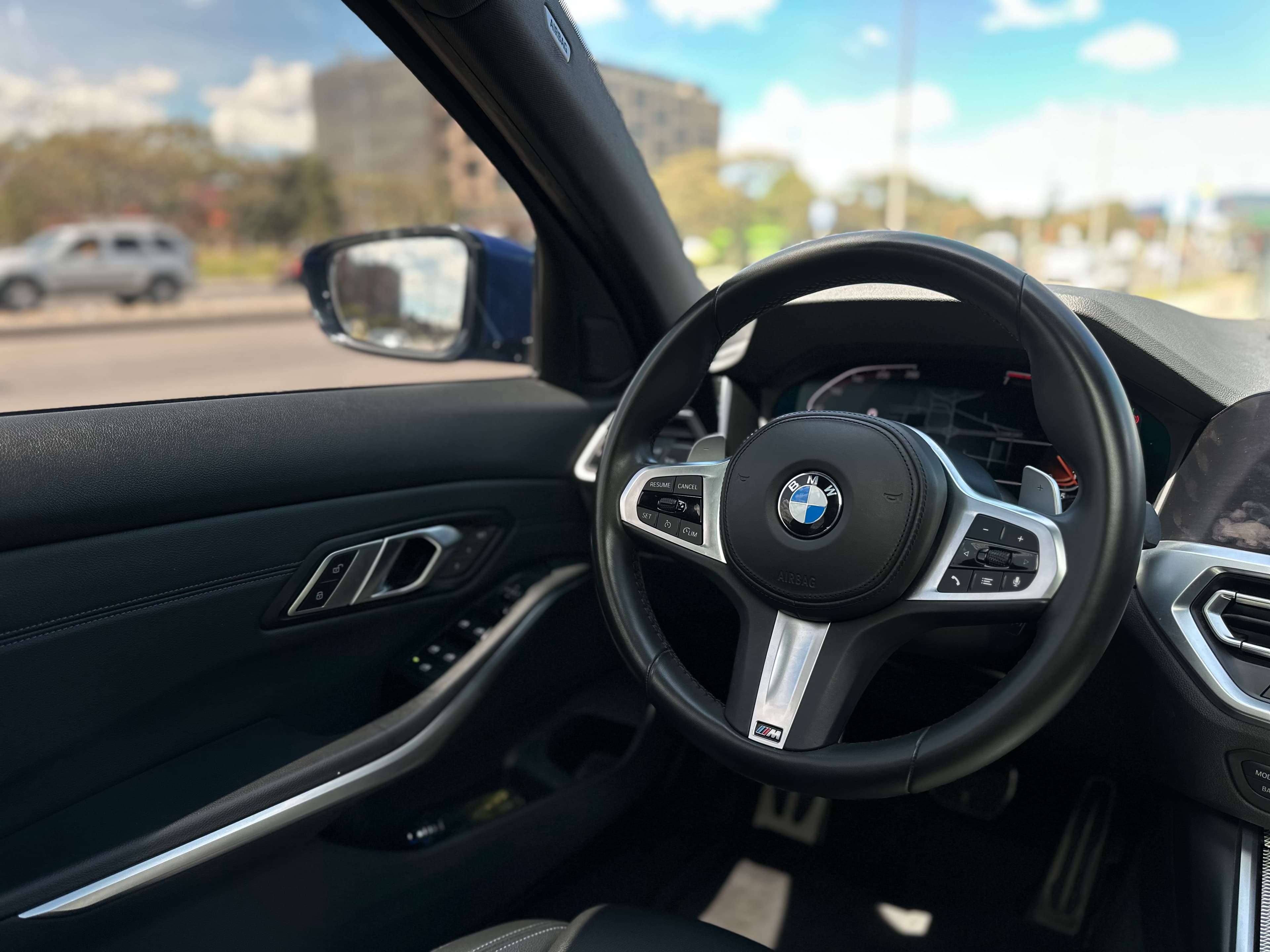 BMW 330I Modelo 2020 13