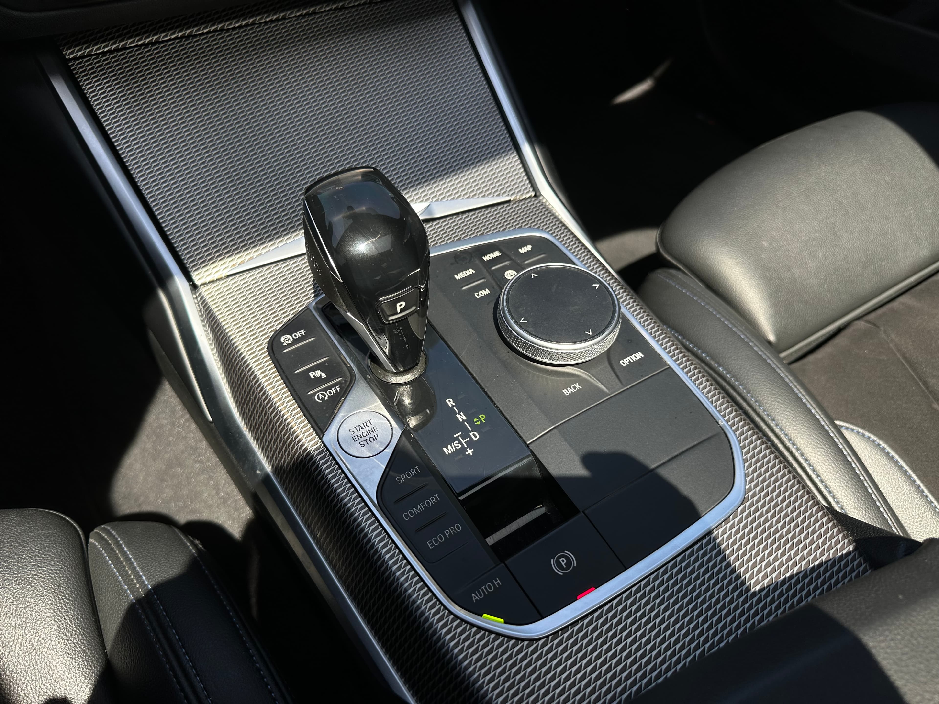 BMW 330I Modelo 2020 15