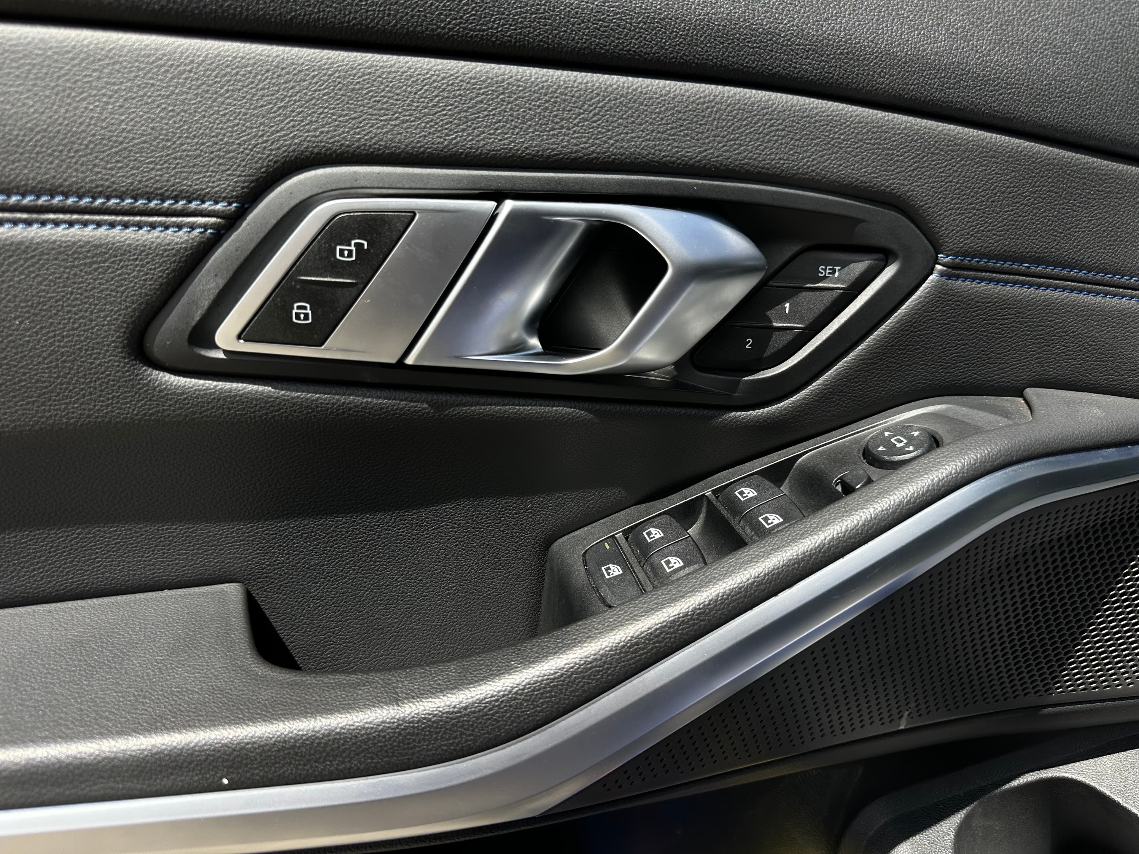 BMW 330I Modelo 2020 10