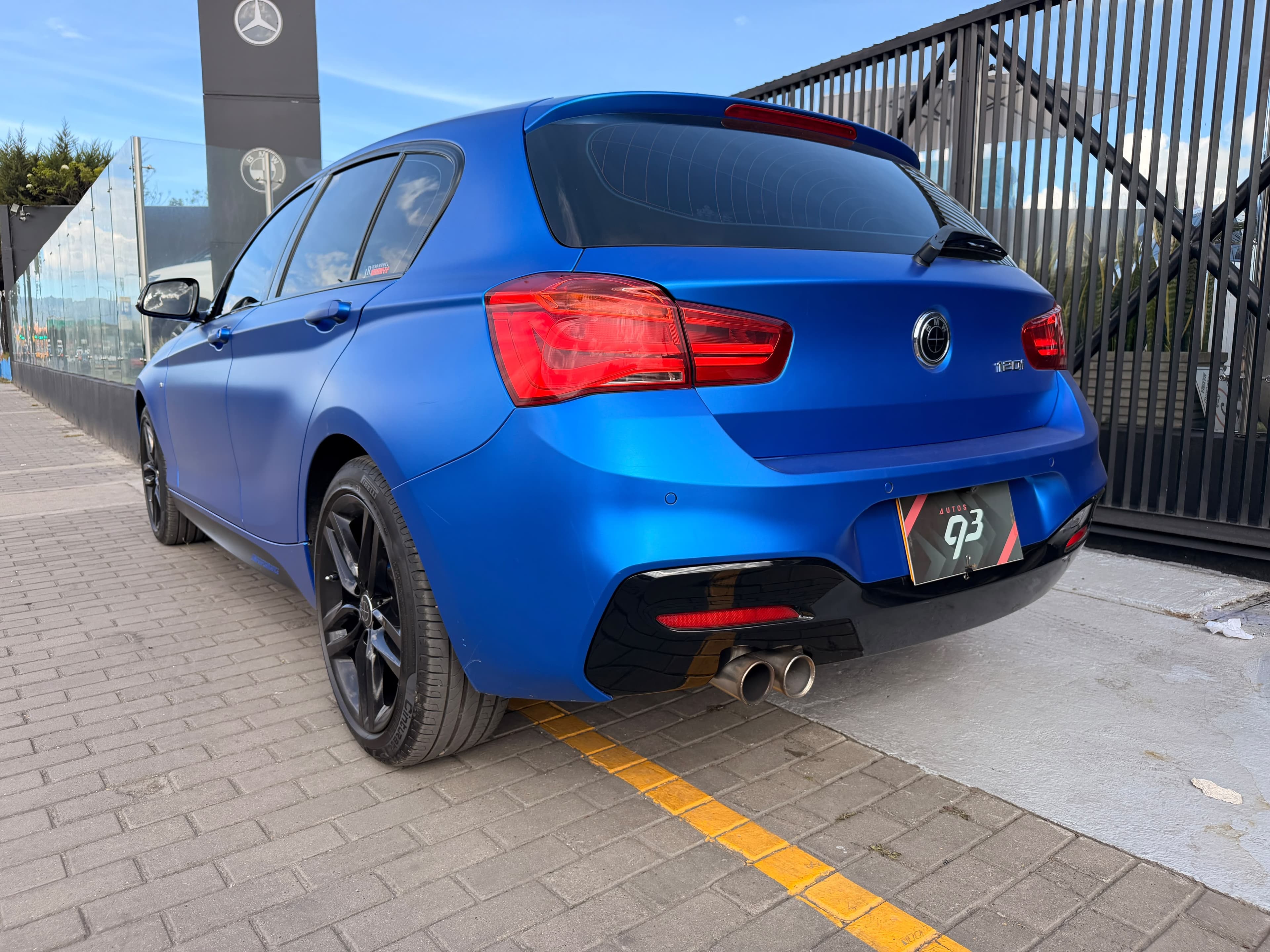 BMW 120I Wagon Modelo 2017 6