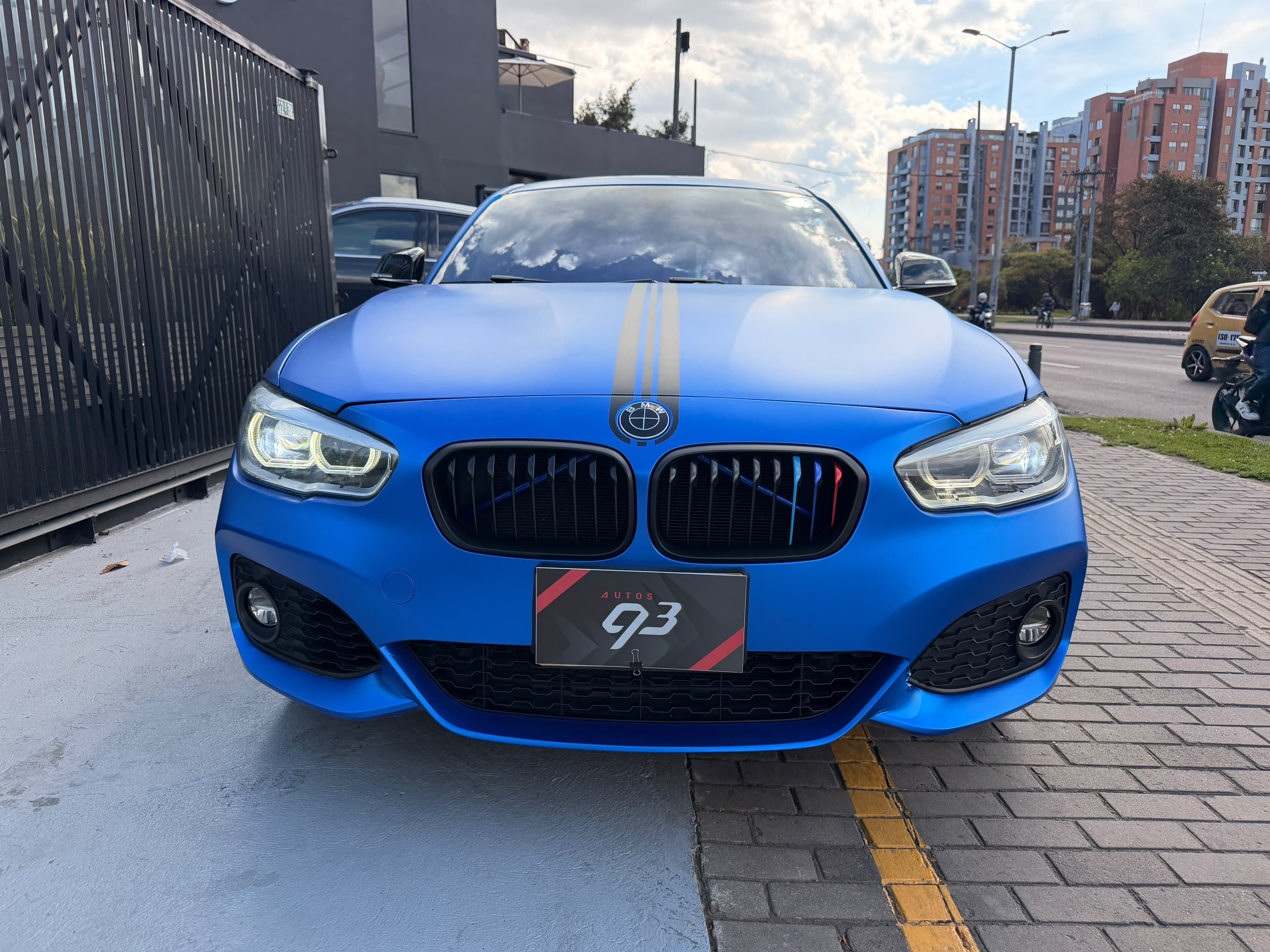 BMW 120I Wagon Modelo 2017 2