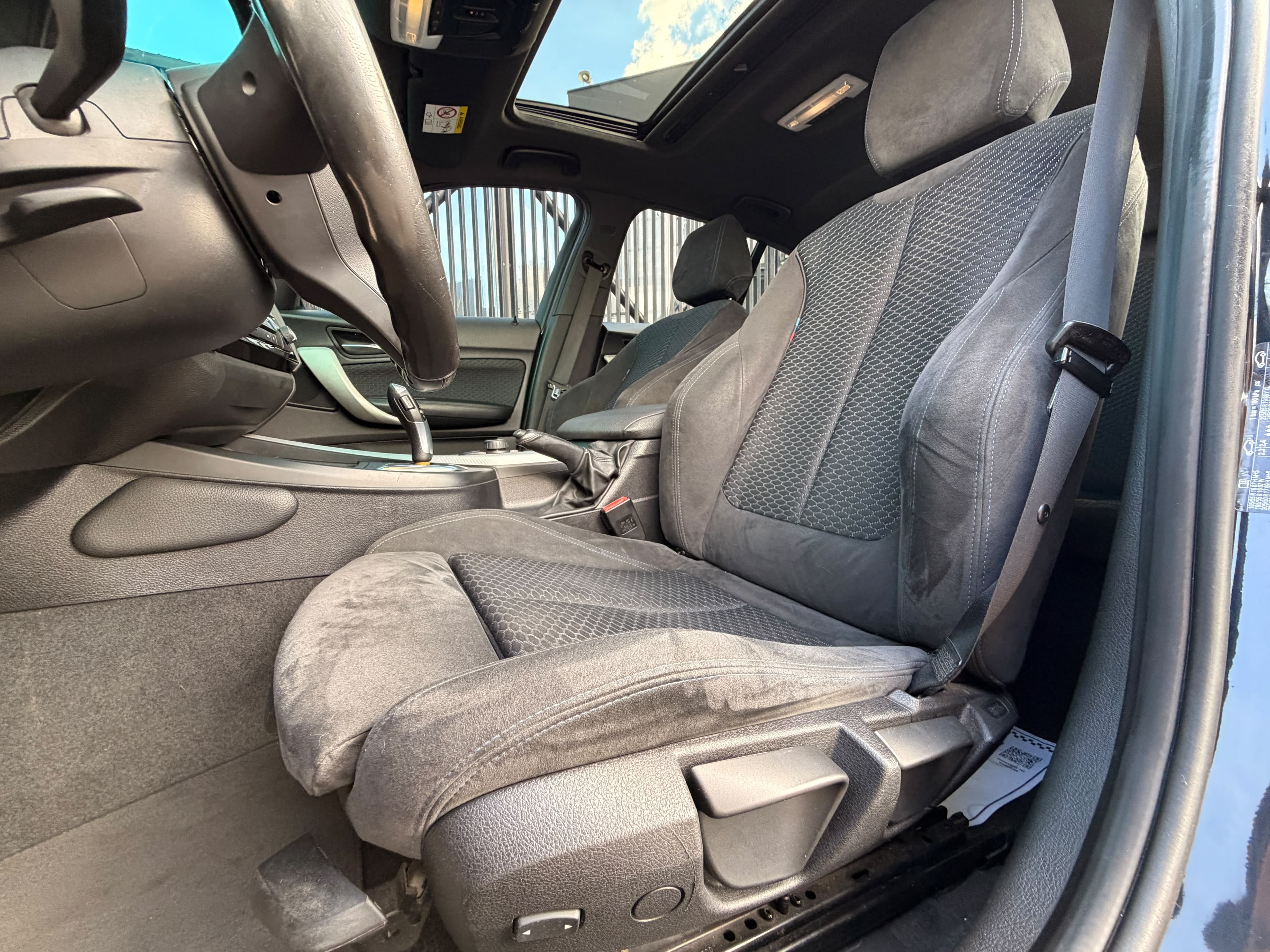 BMW 120I Wagon Modelo 2017 9