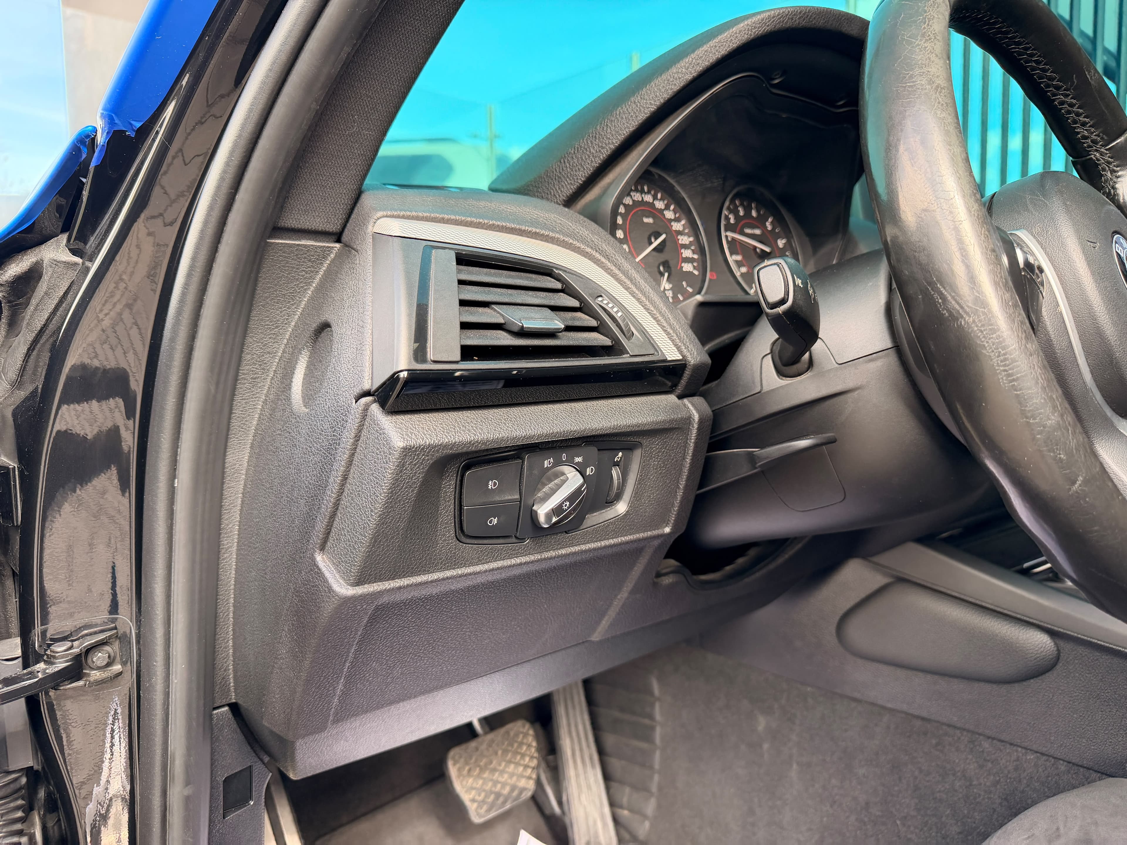 BMW 120I Wagon Modelo 2017 10
