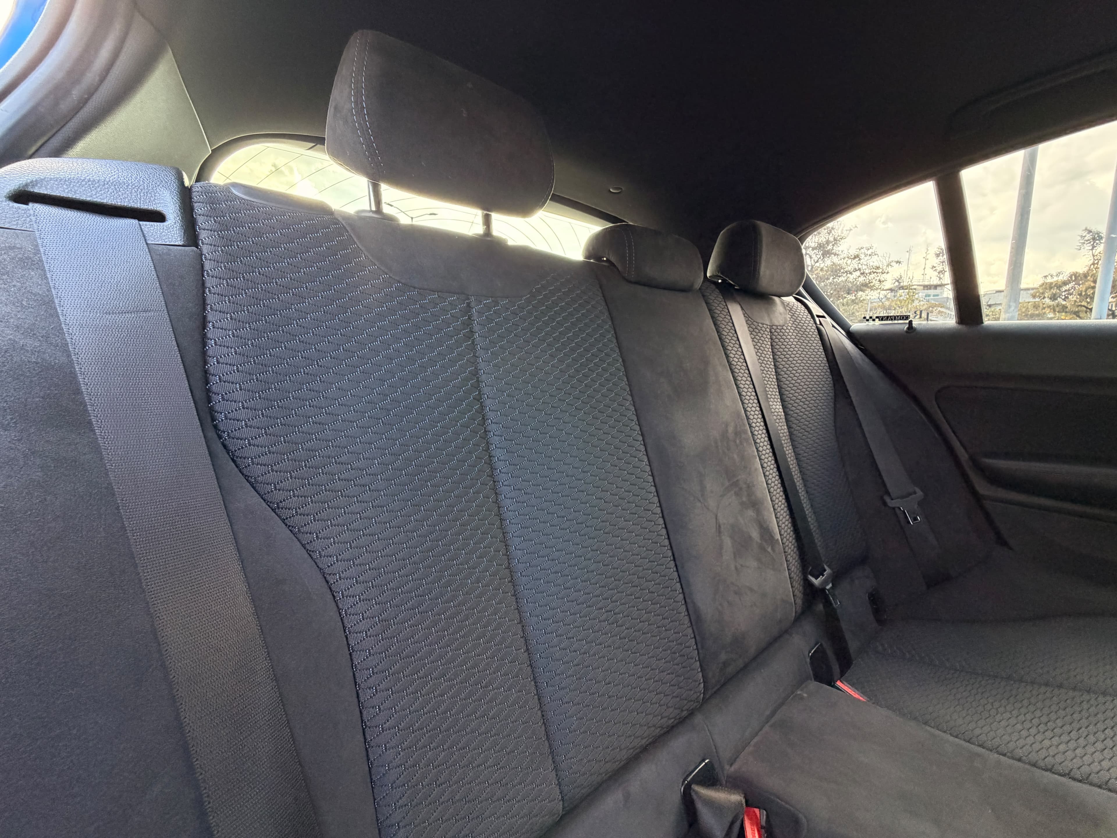 BMW 120I Wagon Modelo 2017 23