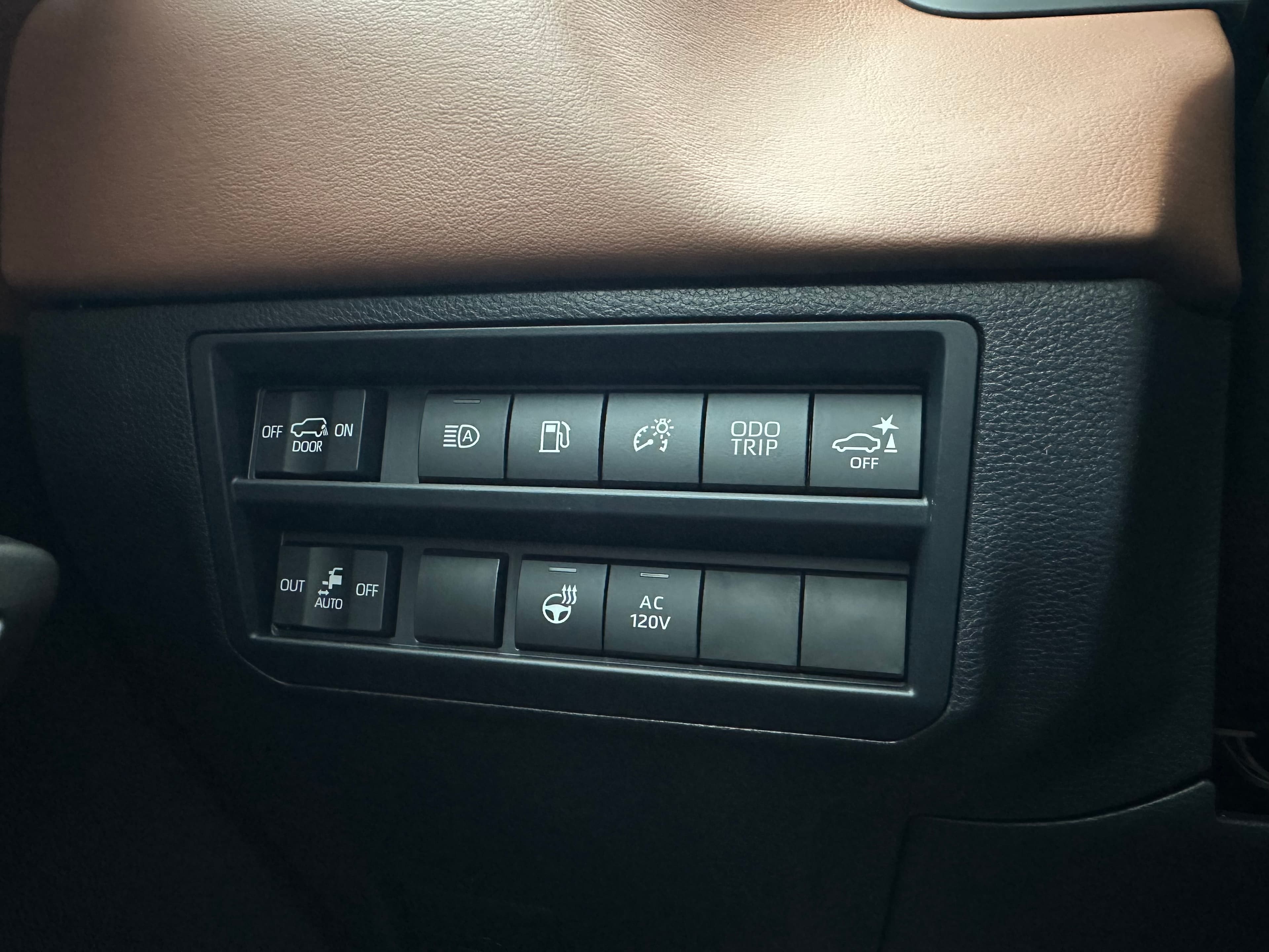Toyota Sequoia 1794 Modelo 2026 22