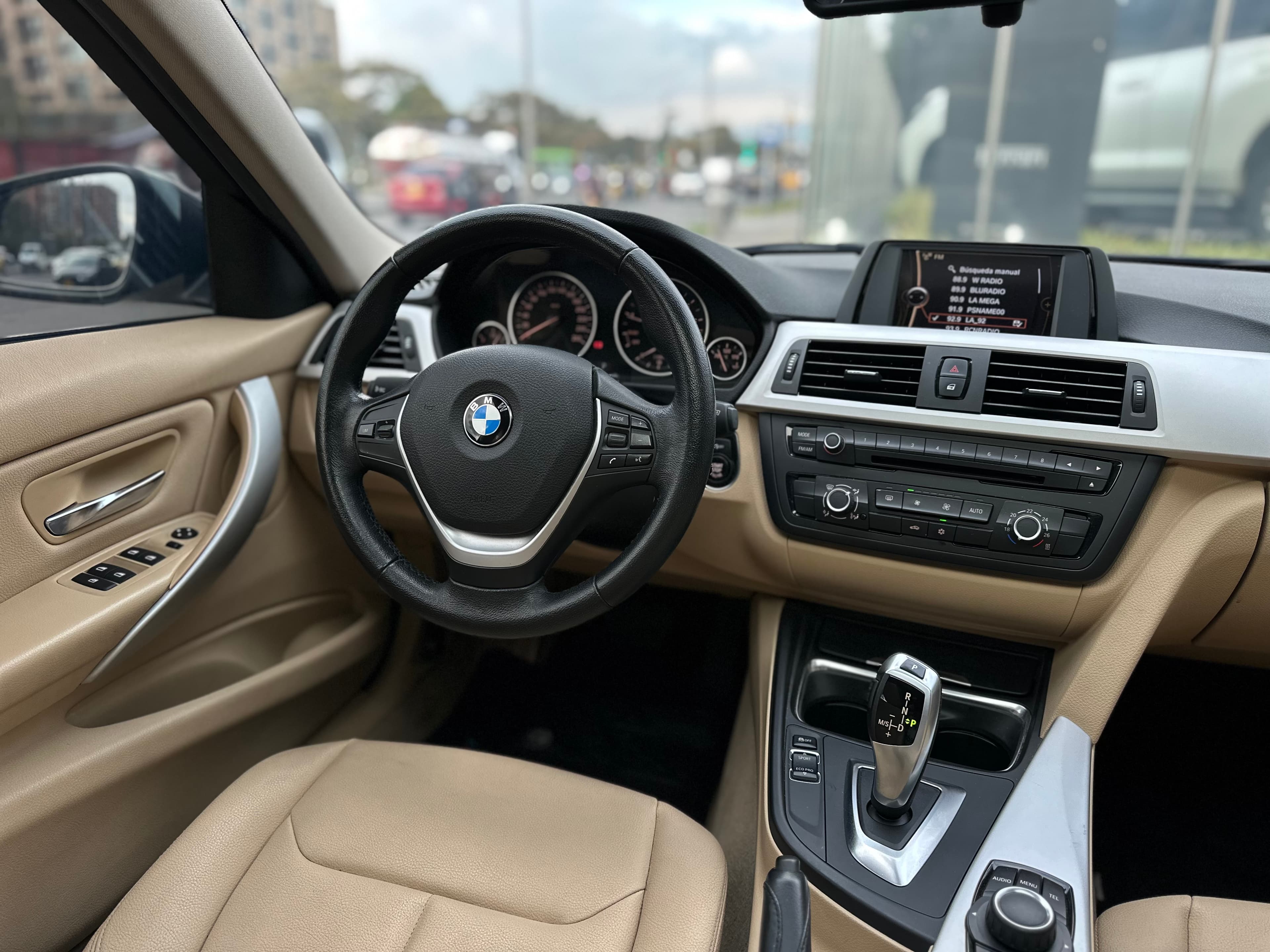 BMW 328I Sedan Modelo 2013 12