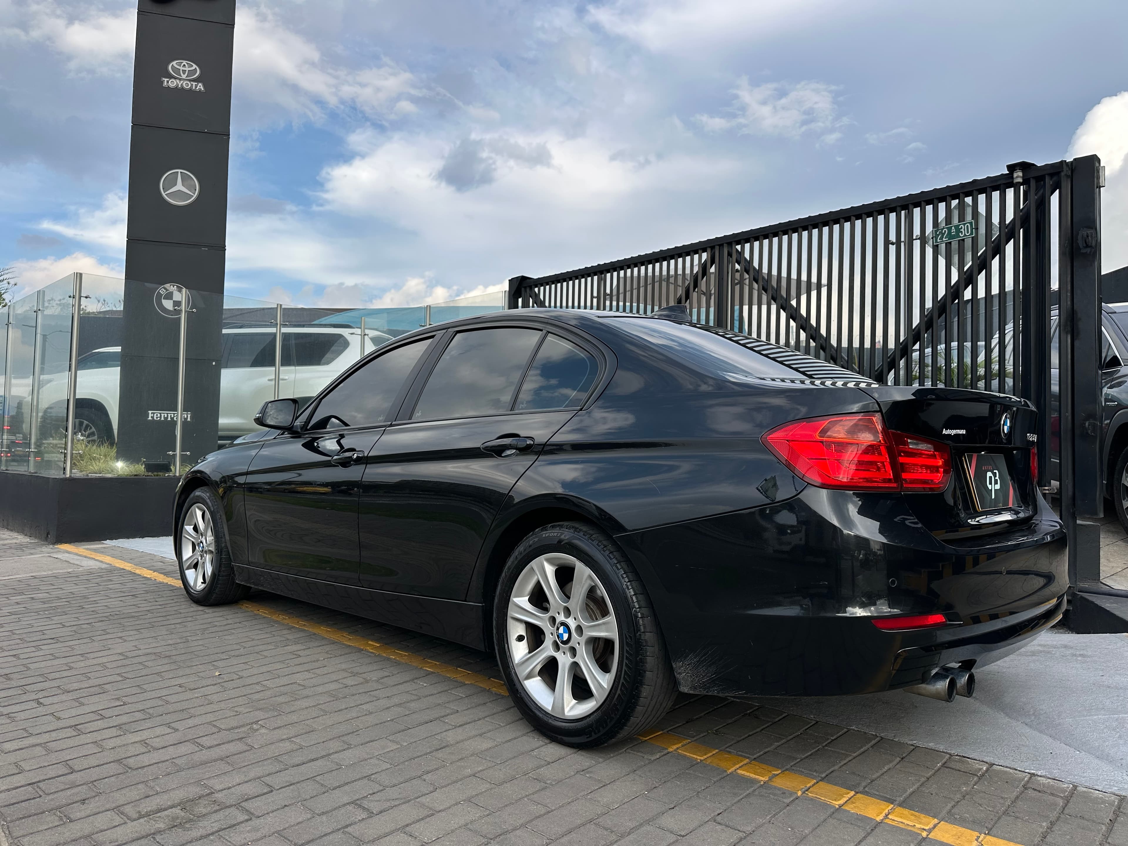 BMW 328I Sedan Modelo 2013 6
