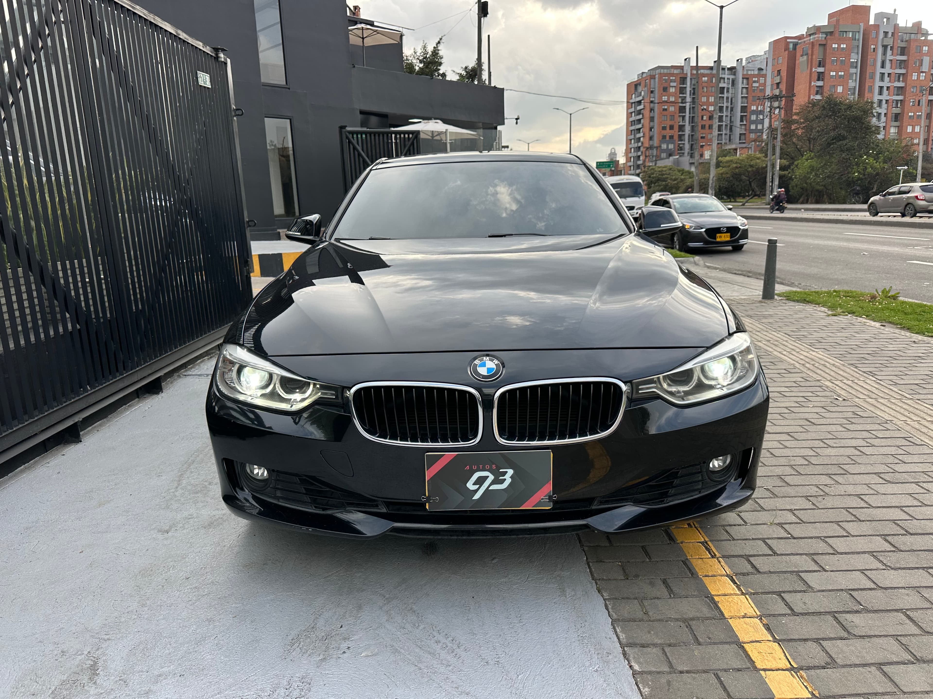 BMW 328I Sedan Modelo 2013 2