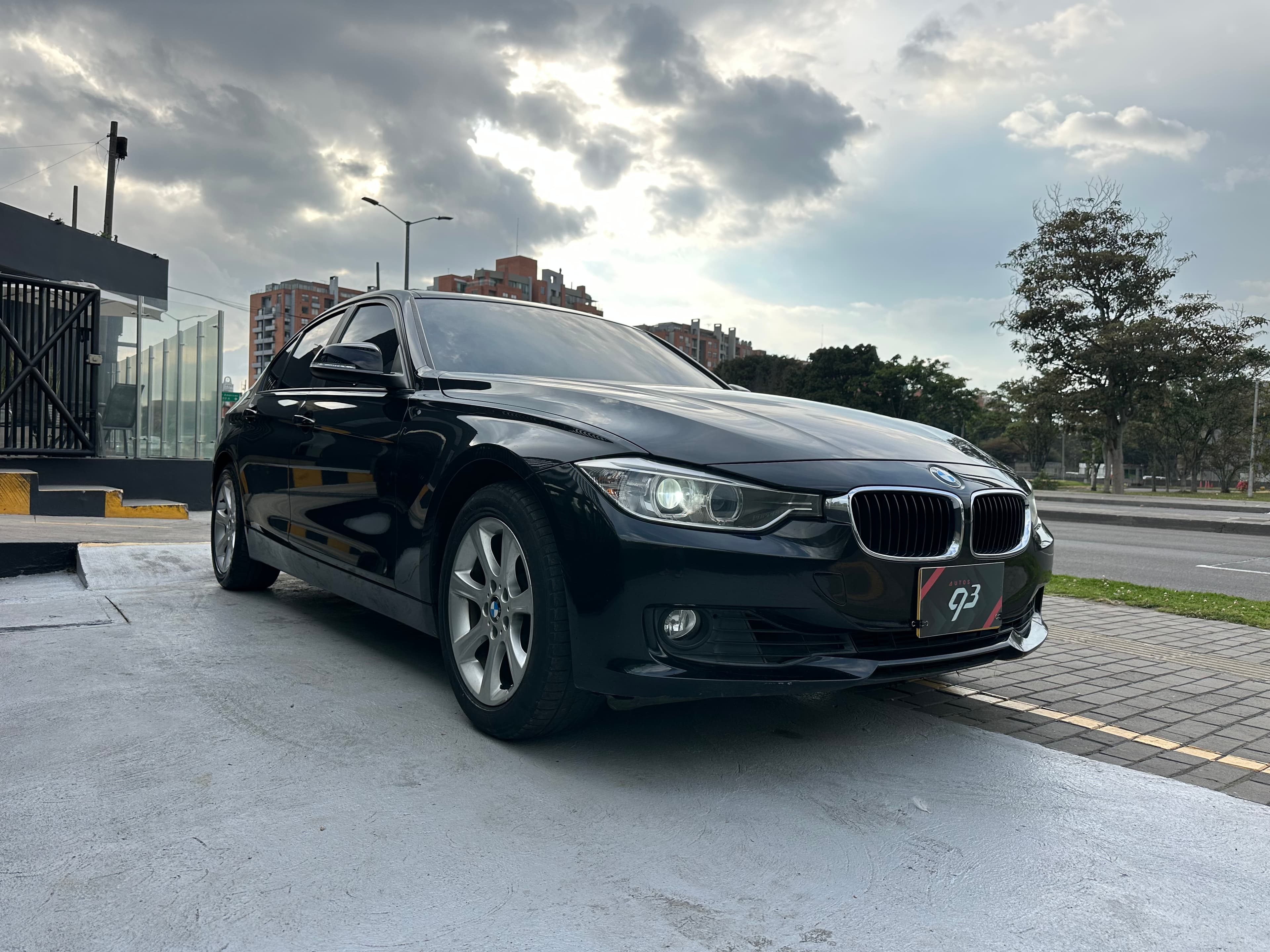 BMW 328I Sedan Modelo 2013 3
