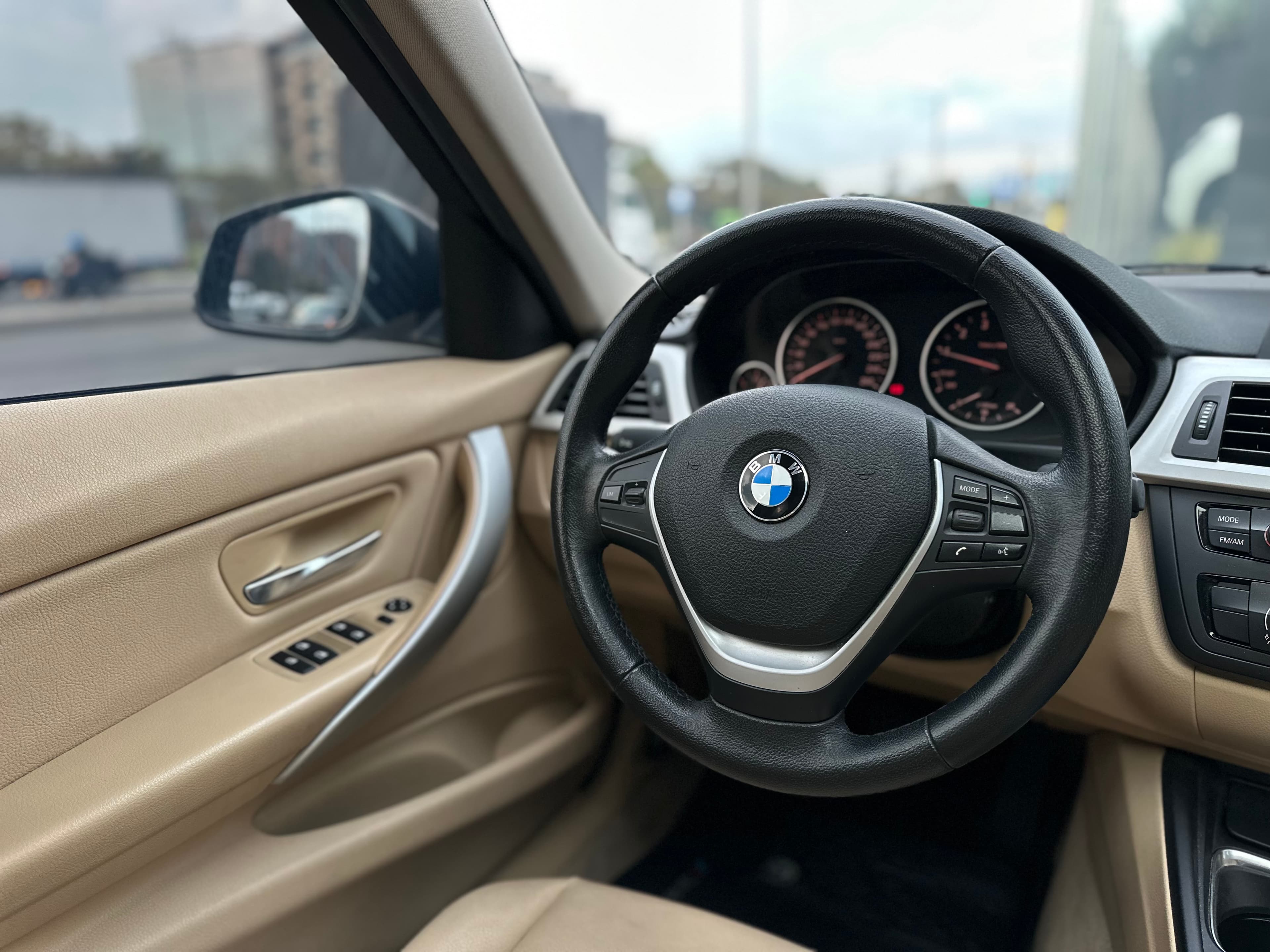 BMW 328I Sedan Modelo 2013 13