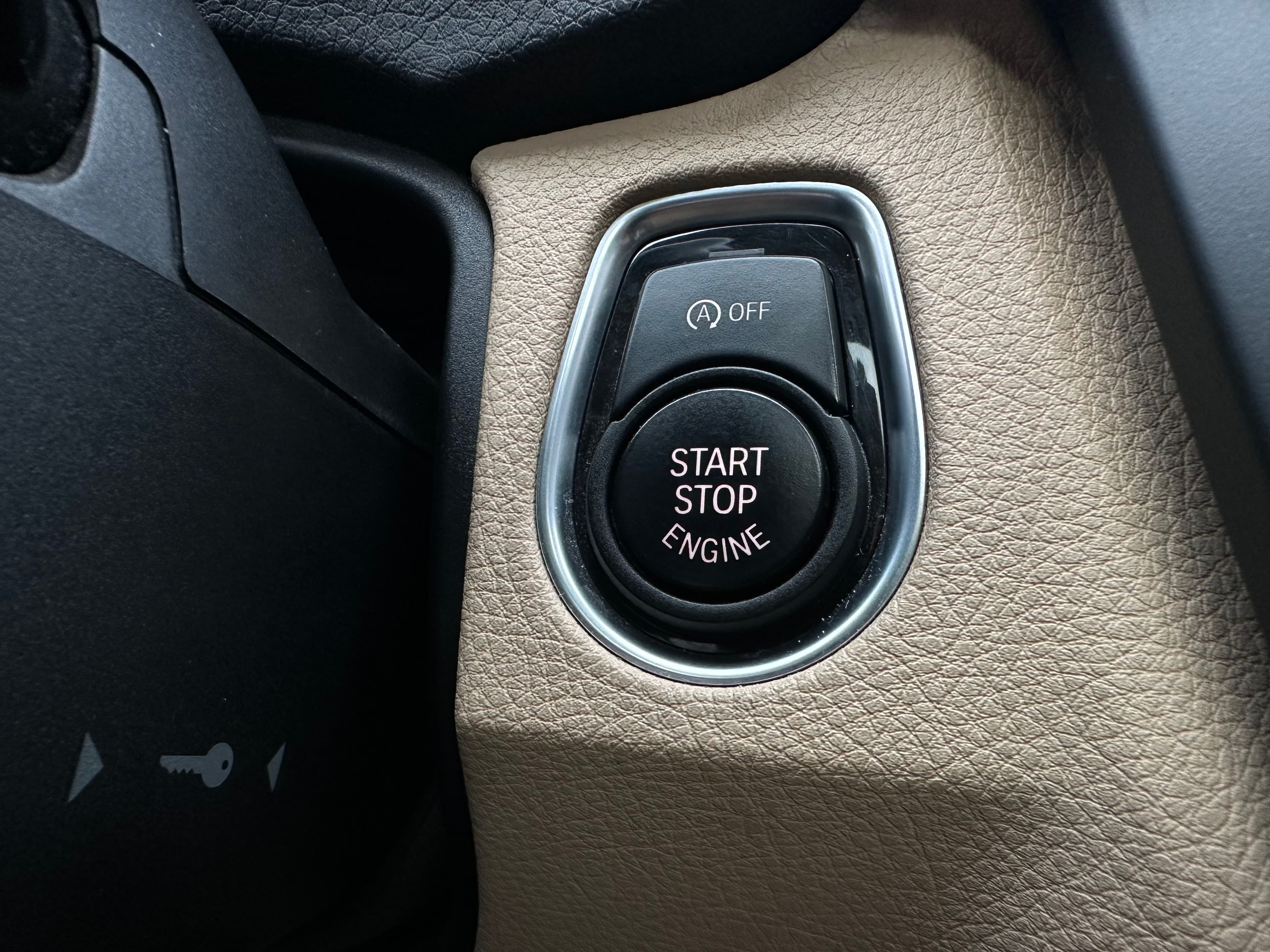 BMW 328I Sedan Modelo 2013 16