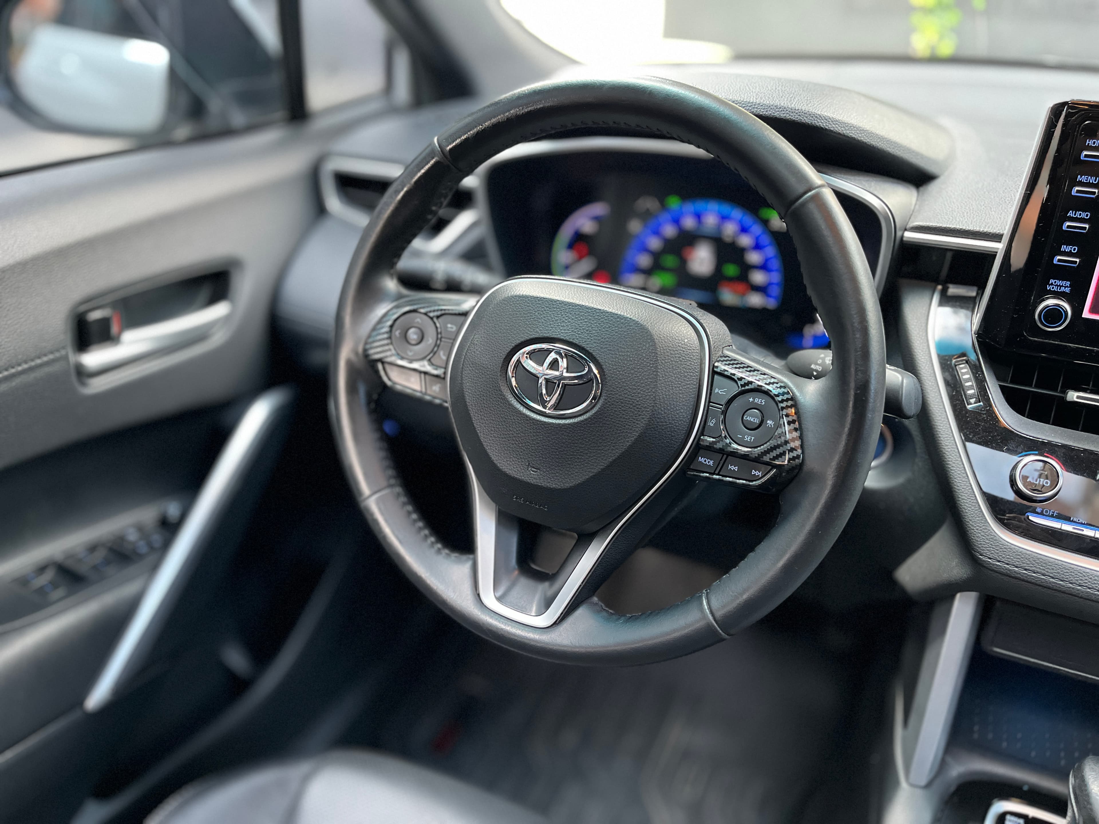 Toyota Corolla Cross SEG Modelo 2022 14