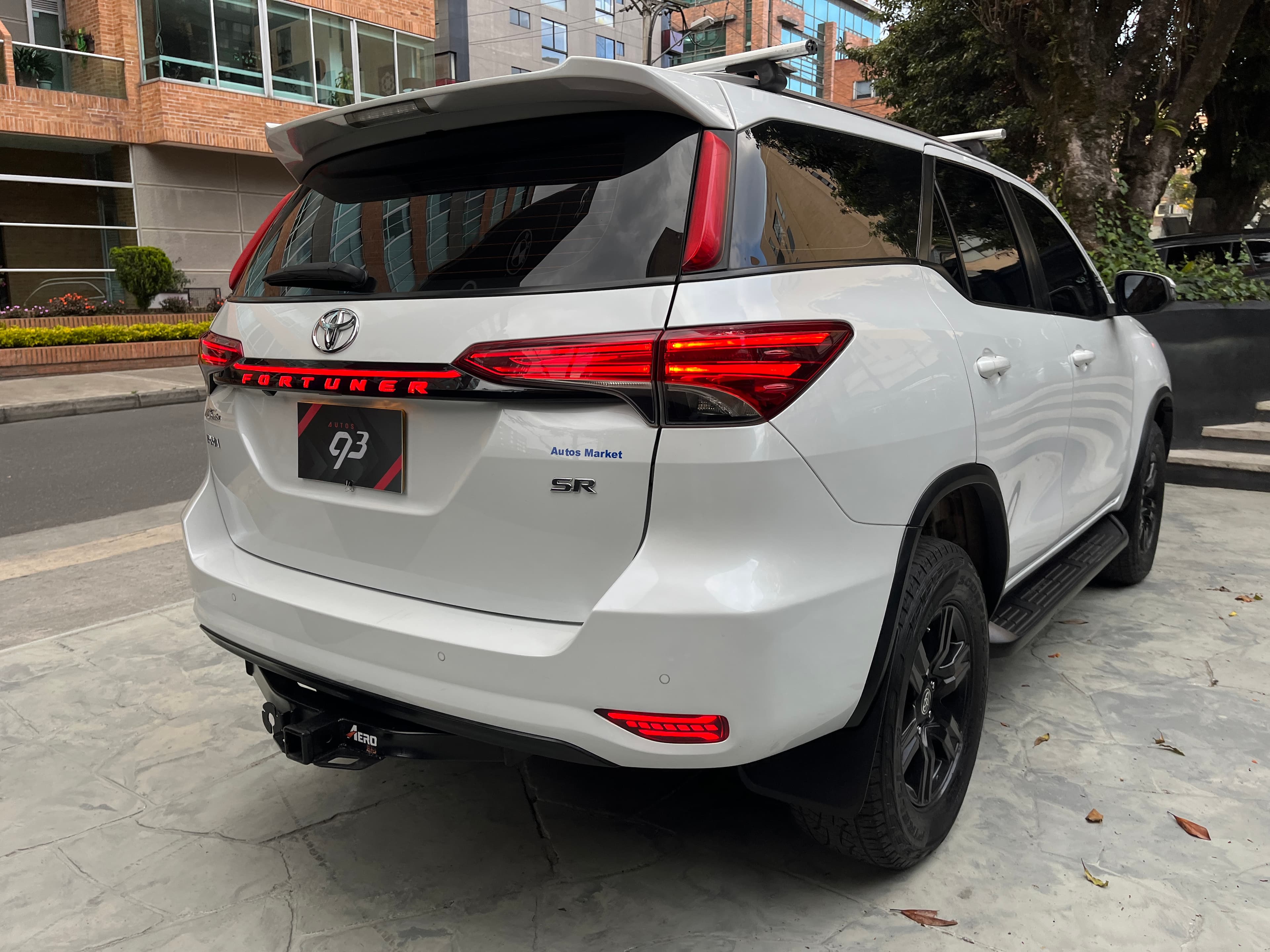 Toyota Fortuner SR Modelo 2023 5