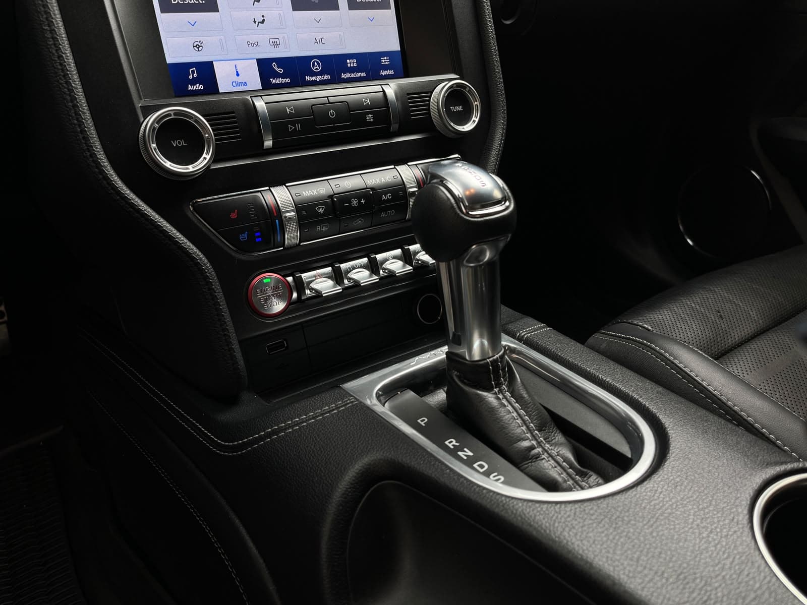Ford Mustang GT Modelo 2022 12