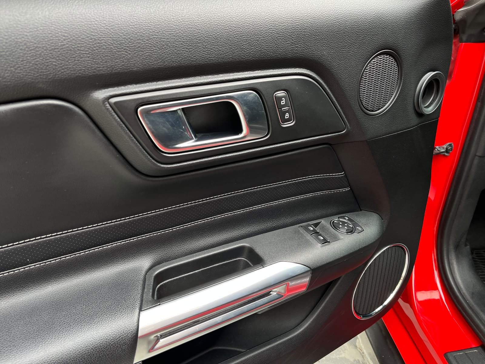 Ford Mustang GT Modelo 2022 8