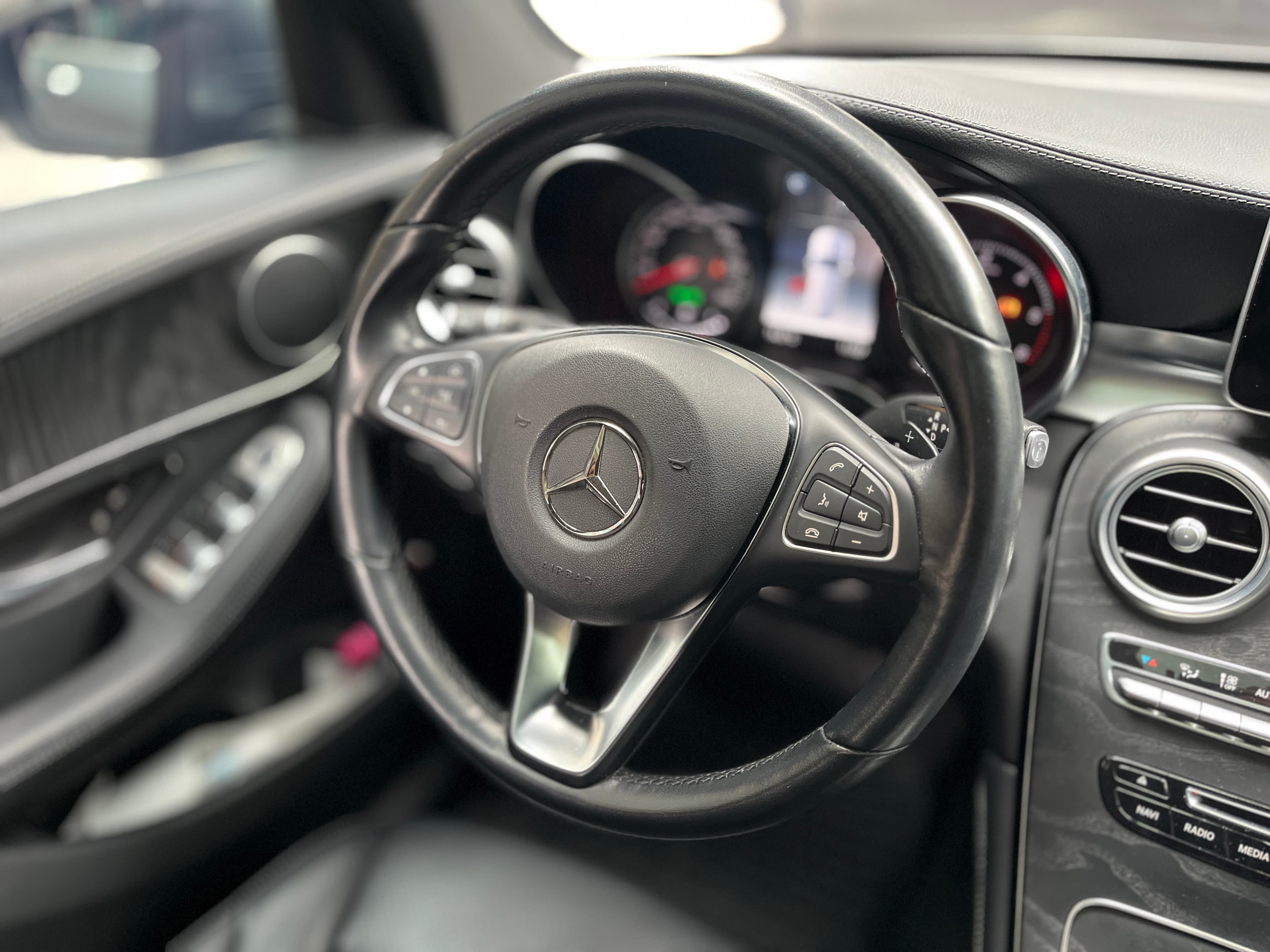 Mercedes Benz GLC220D 4MATIC Modelo 2019 14