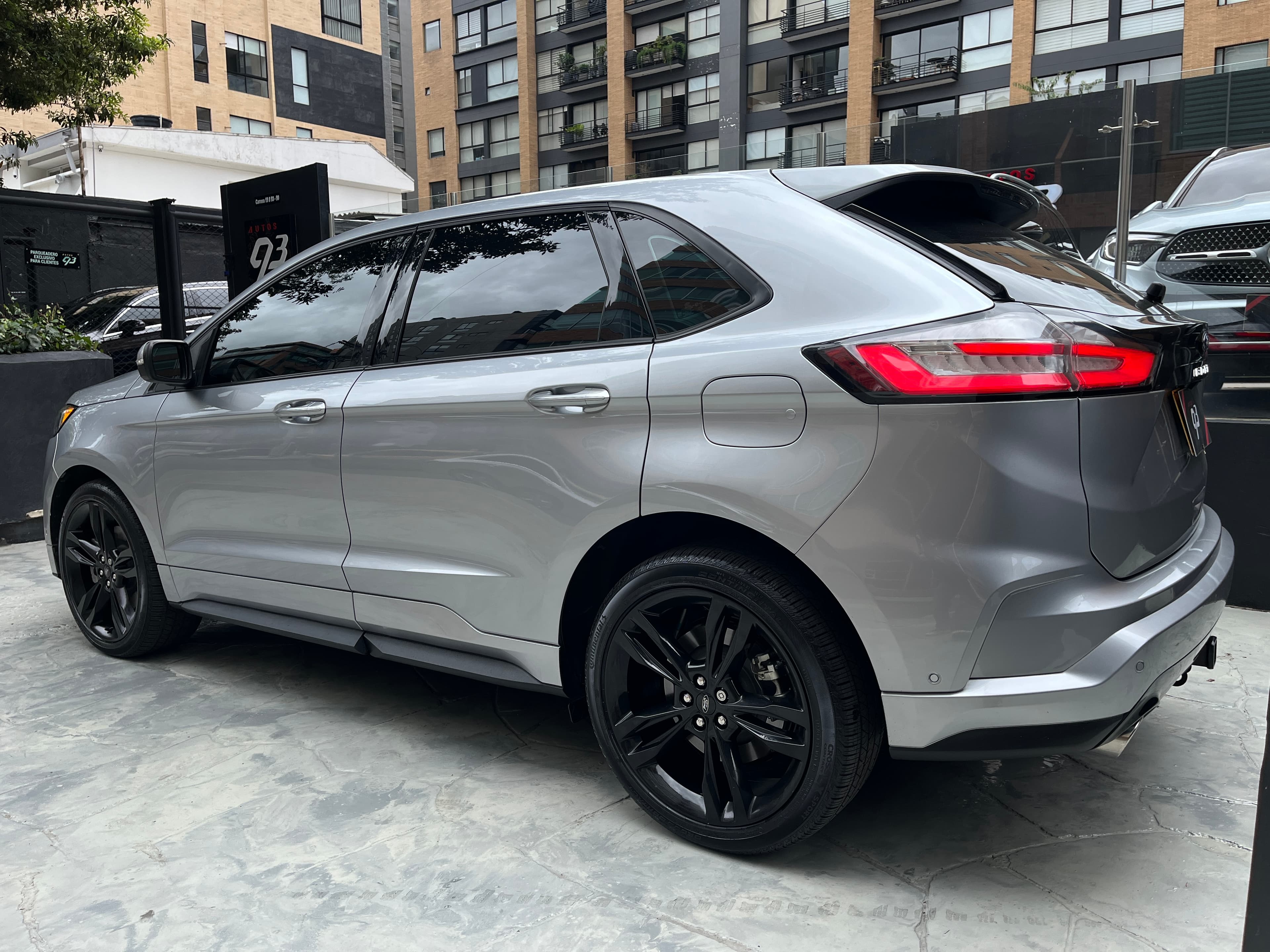 Ford Edge ST Modelo 2022 6